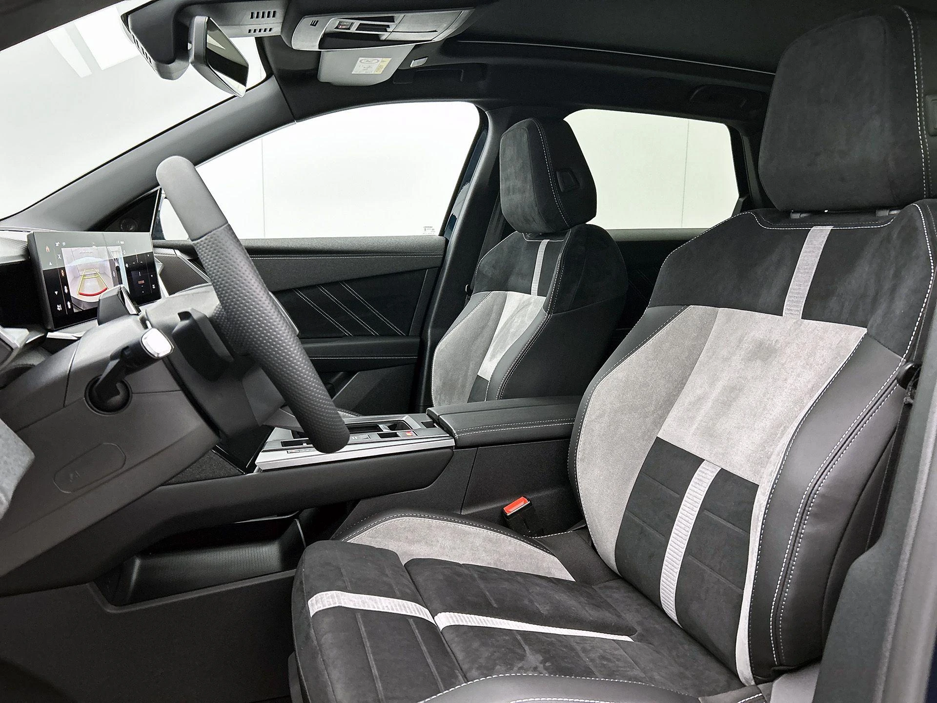 Opel-Grandland-image-34