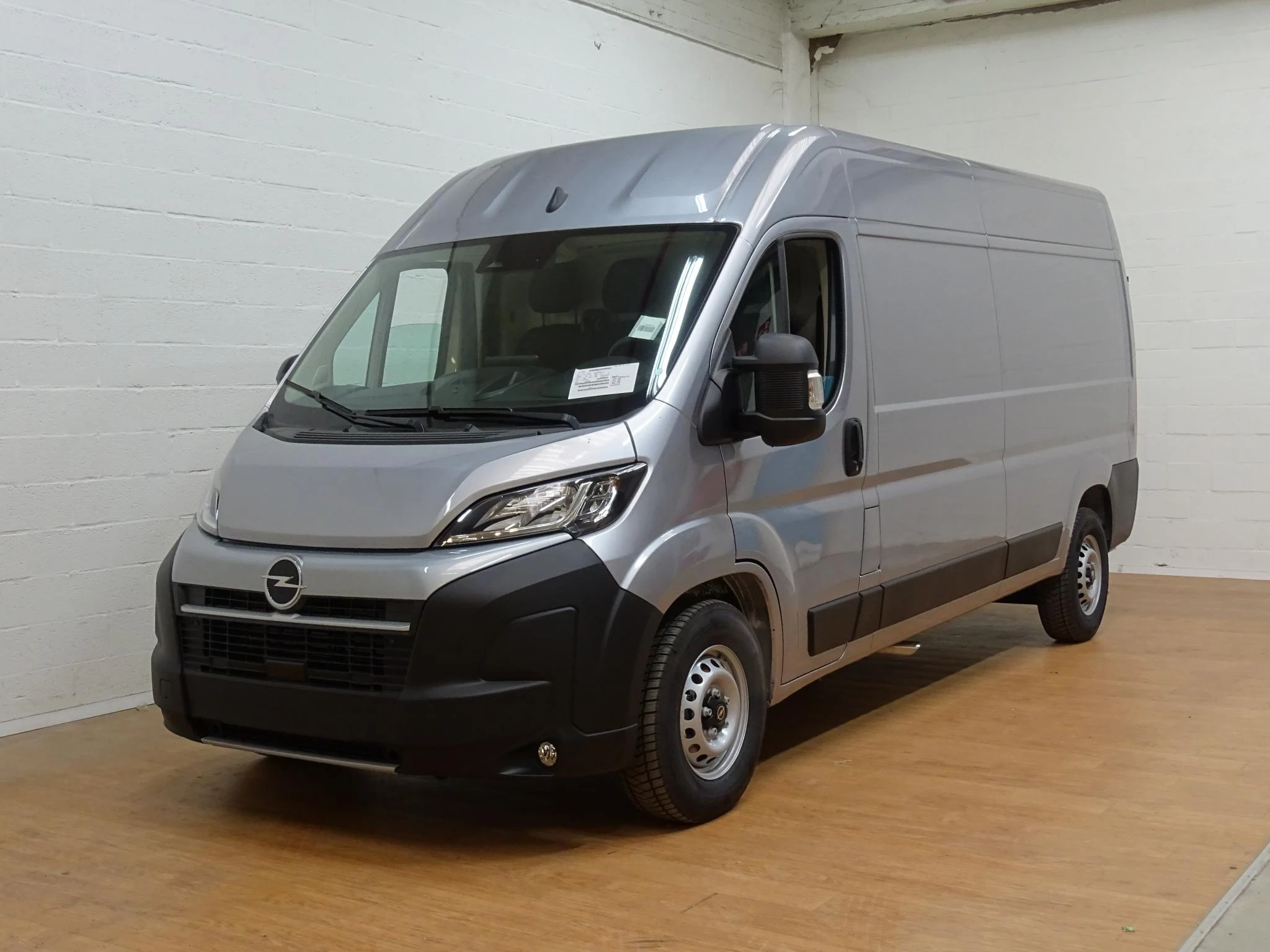 Opel-Movano-image-2