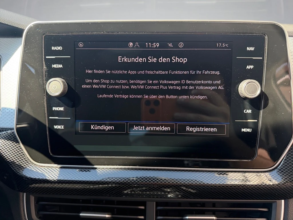Volkswagen-T-Cross-image-8
