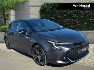 2025 TOYOTA COROLLA 2.0 HYBRID 178 GR SPORT 5DR CVT 1,500 MILES HYBRID PETROL ELECTRIC... photo