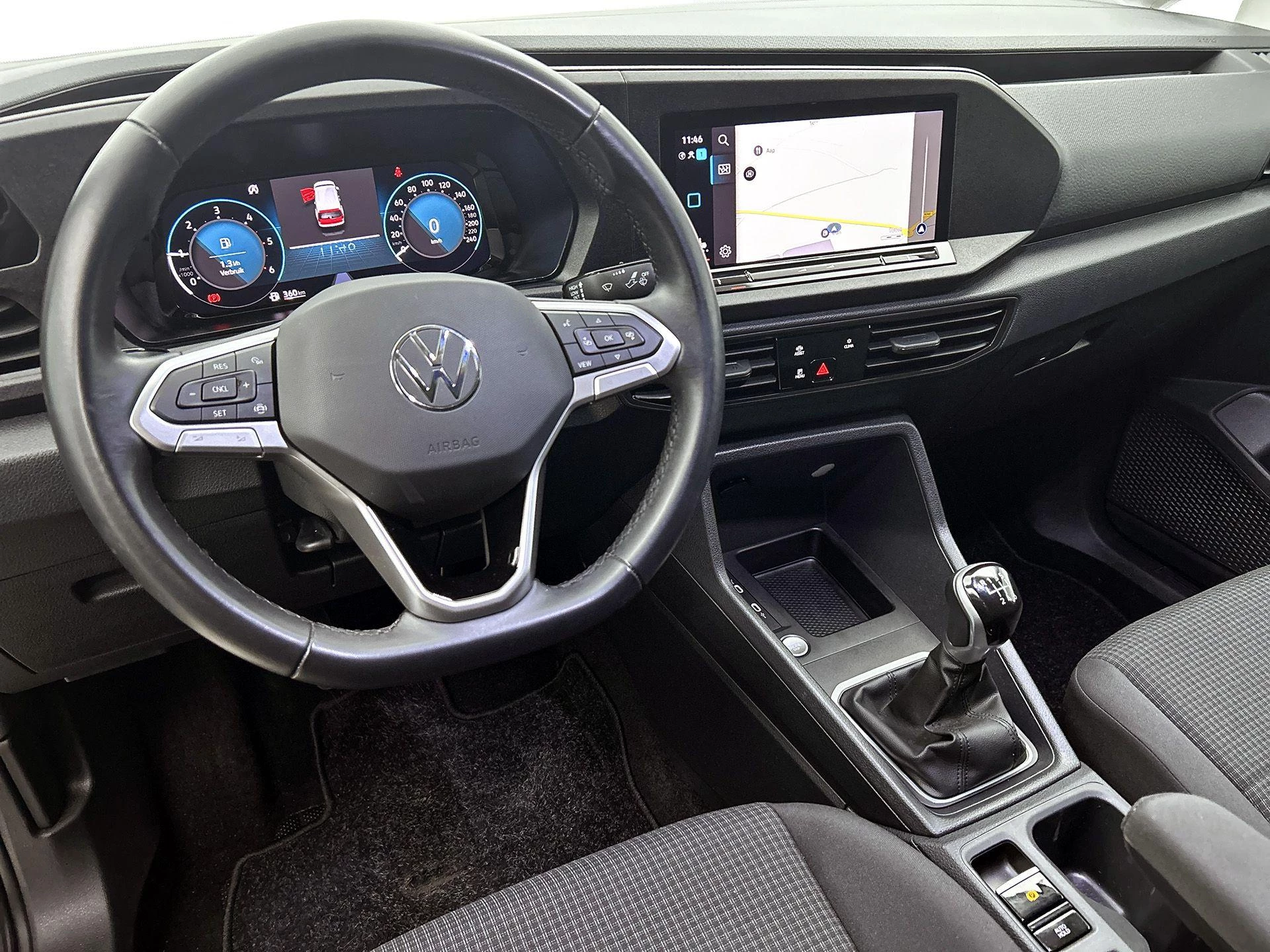 Volkswagen-Caddy-image-11