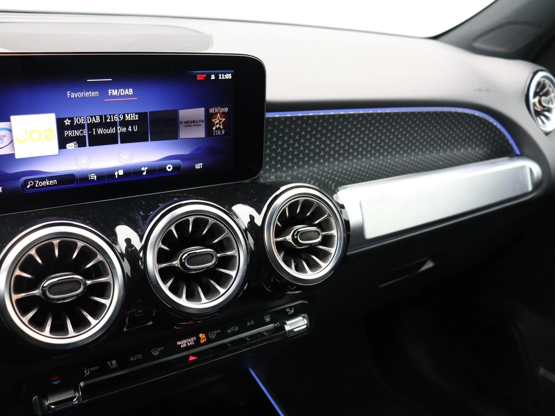 Mercedes-Benz EQB 250+ Luxury Line + 7 ZITPLAATSEN + CARPLAY +