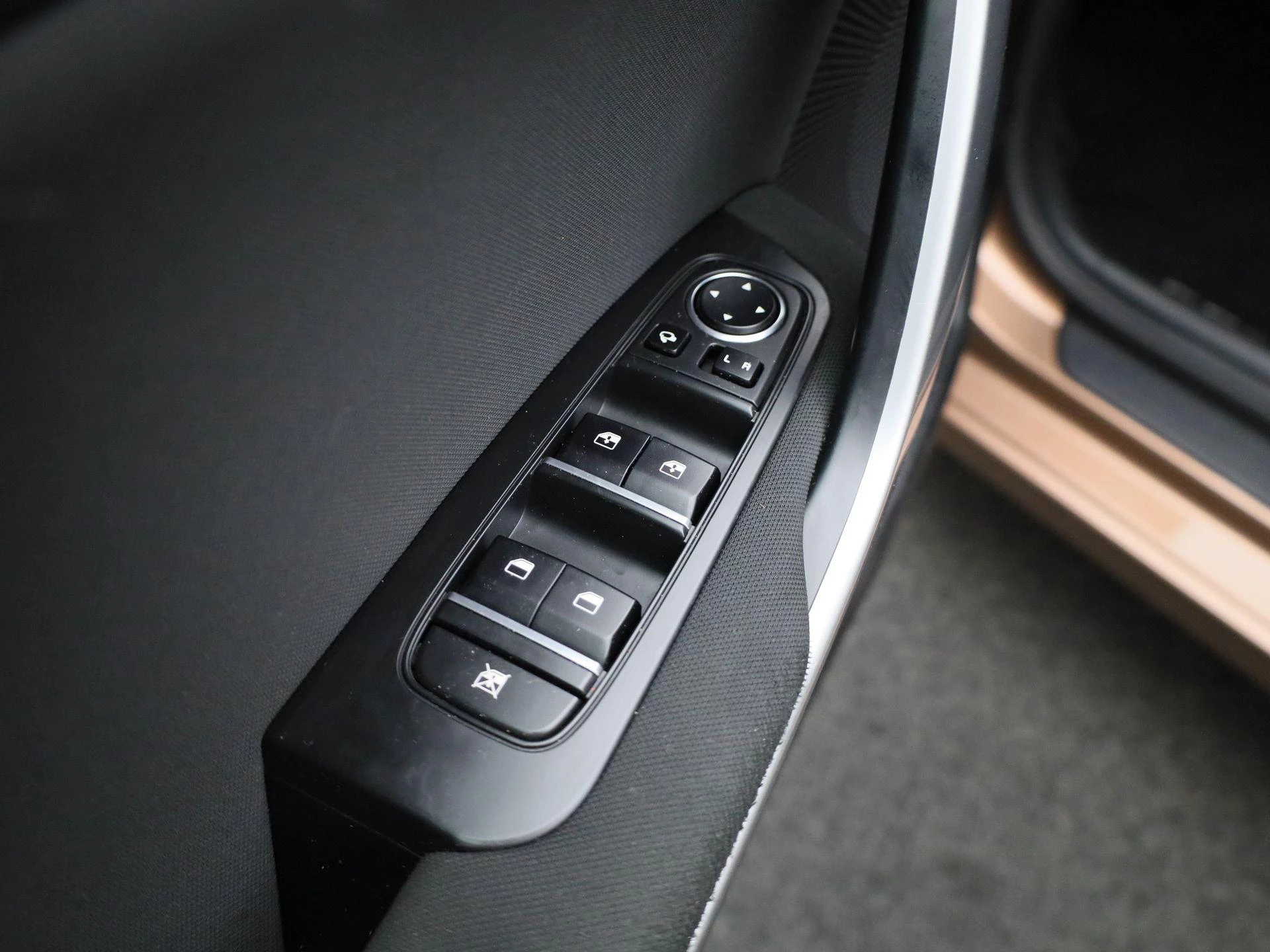 Kia-Ceed Sportswagon-image-24