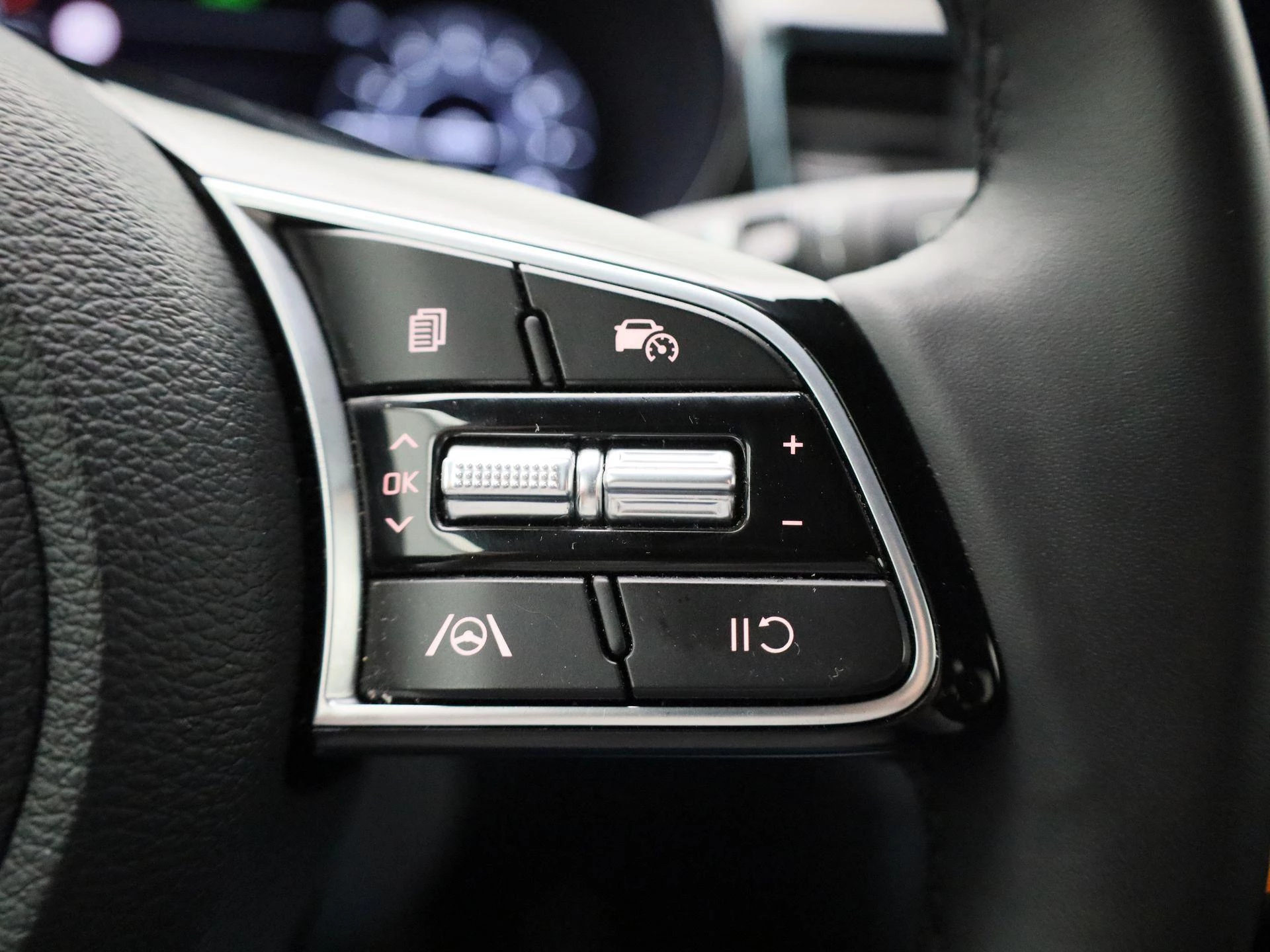 Kia-Ceed Sportswagon-image-18