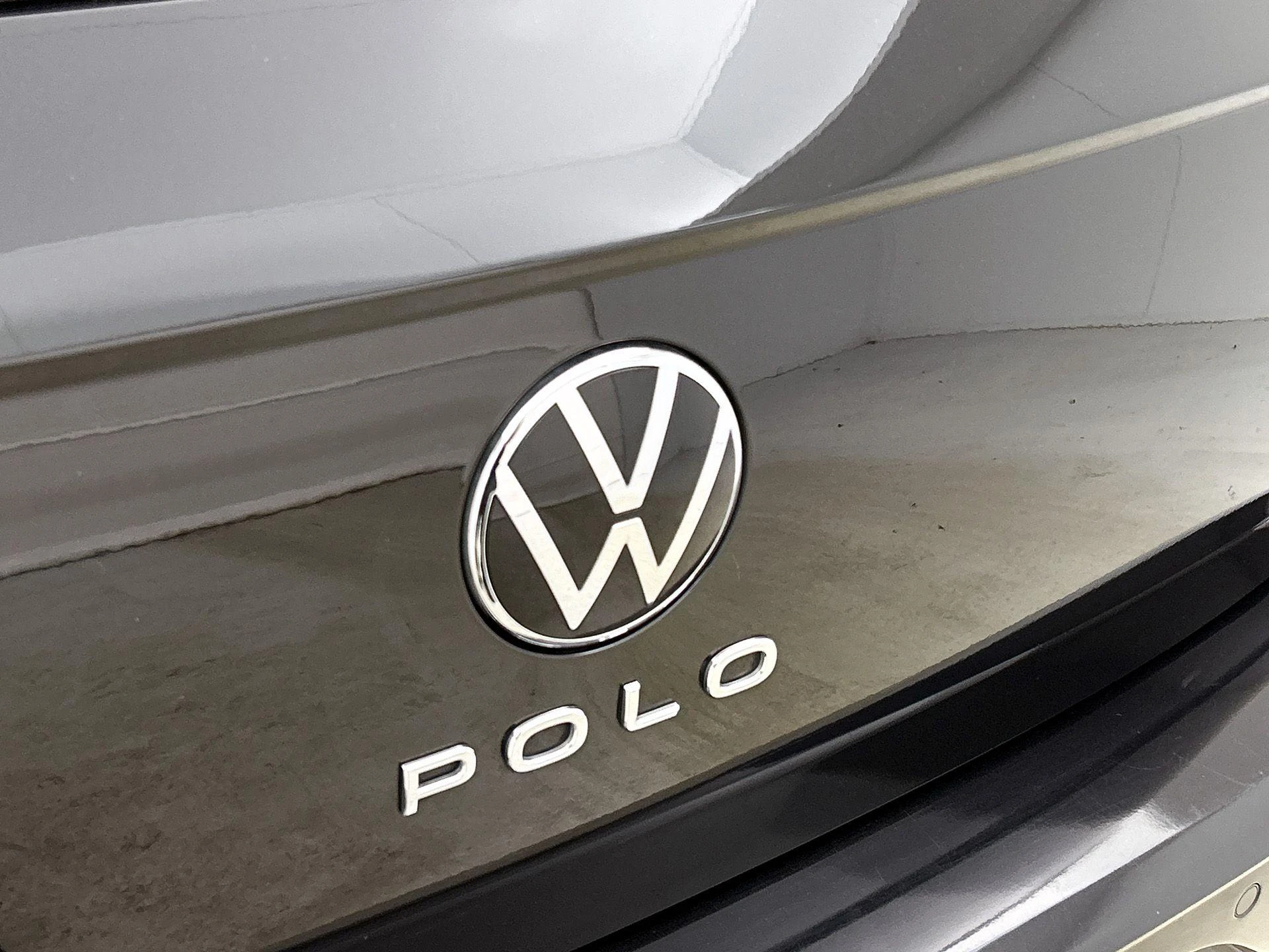 Volkswagen-Polo-image-24