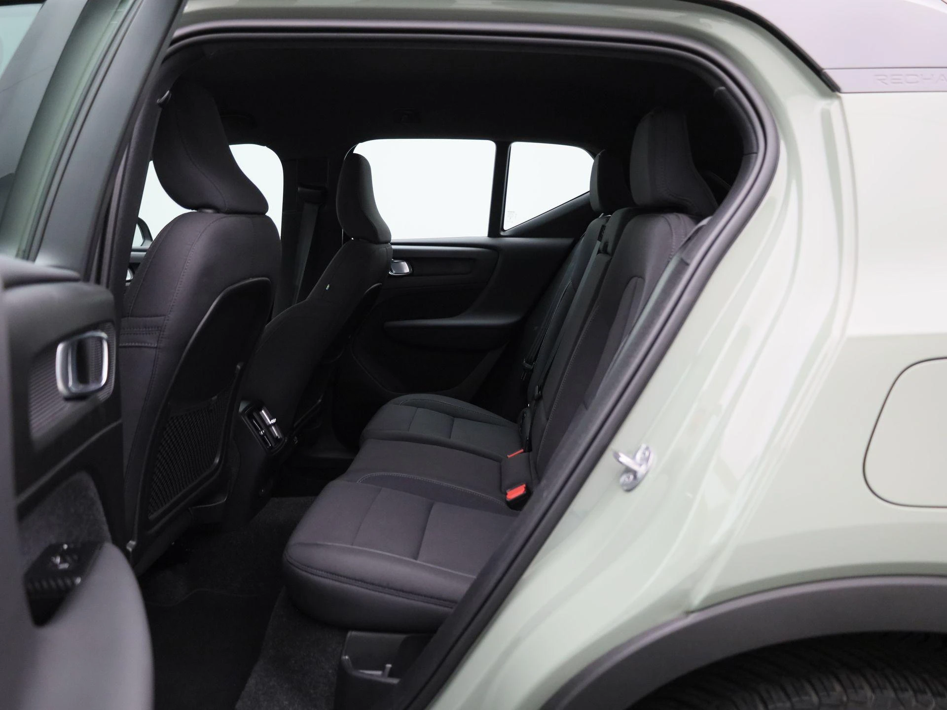 Volvo-XC40-image-10