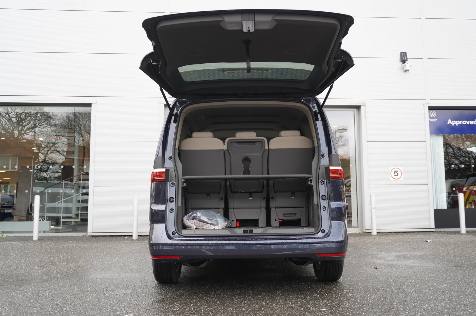 Volkswagen Multivan 2.0 TDI Life 5dr DSG