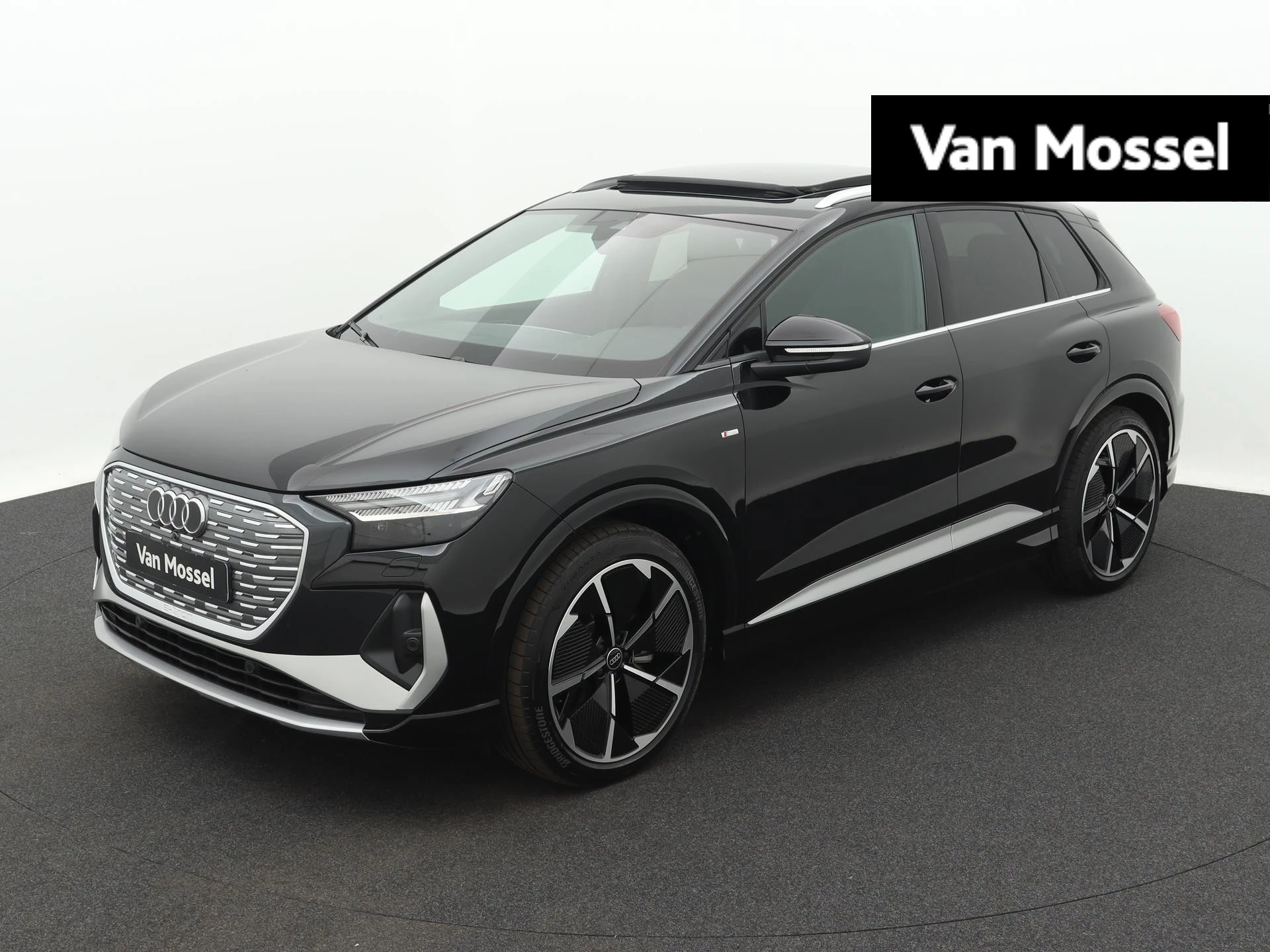 Audi-Q4 e-tron-image-0