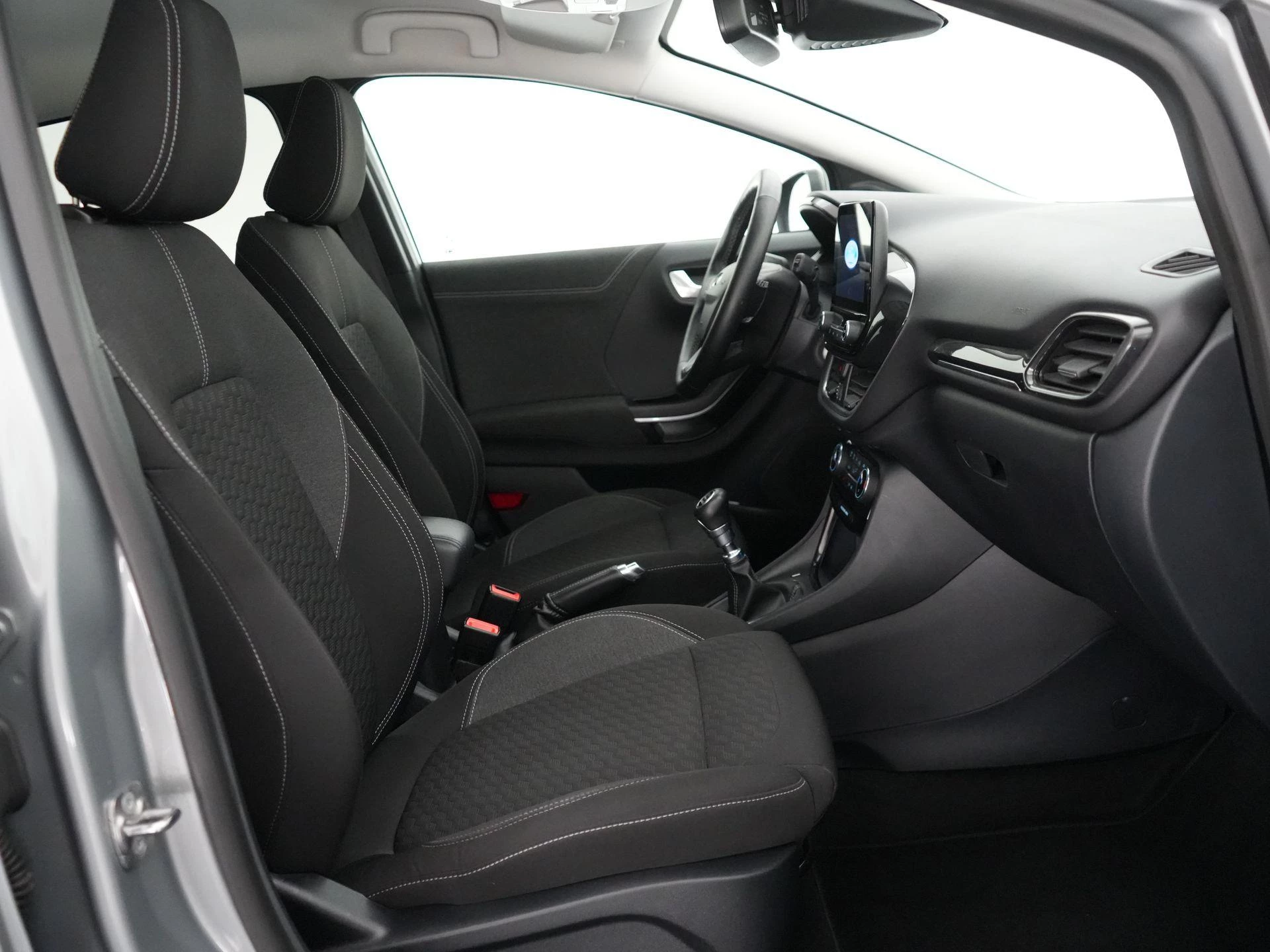 Ford Puma 1.0i Ecoboost mHEV 92kW Titanium