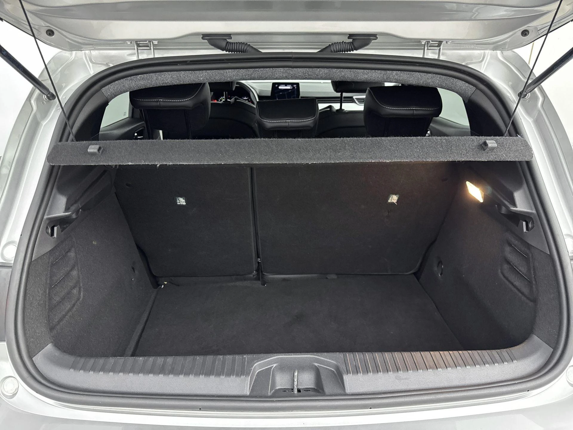Renault-Clio-image-23