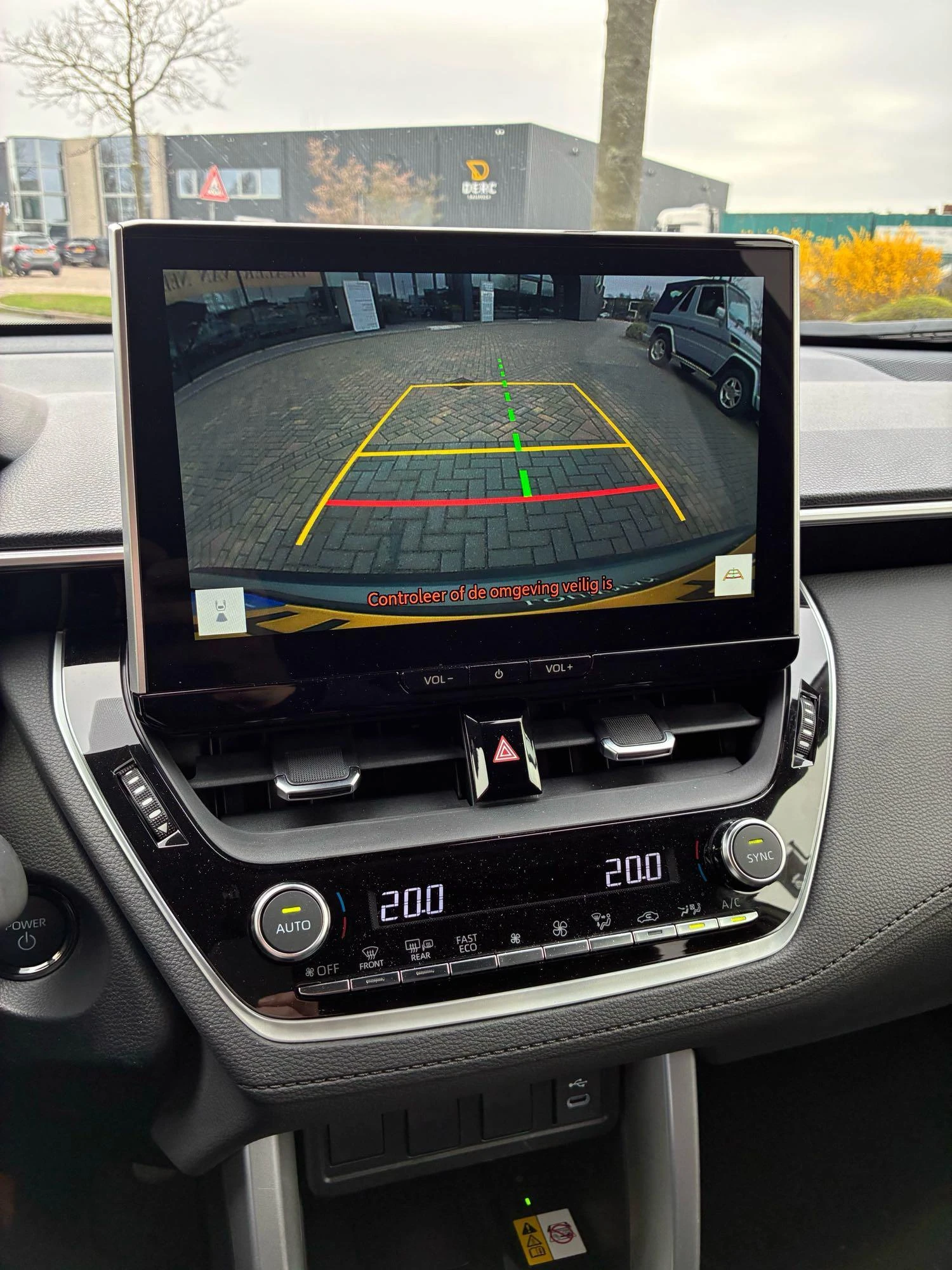 Toyota Corolla Cross Hybrid 140 Style