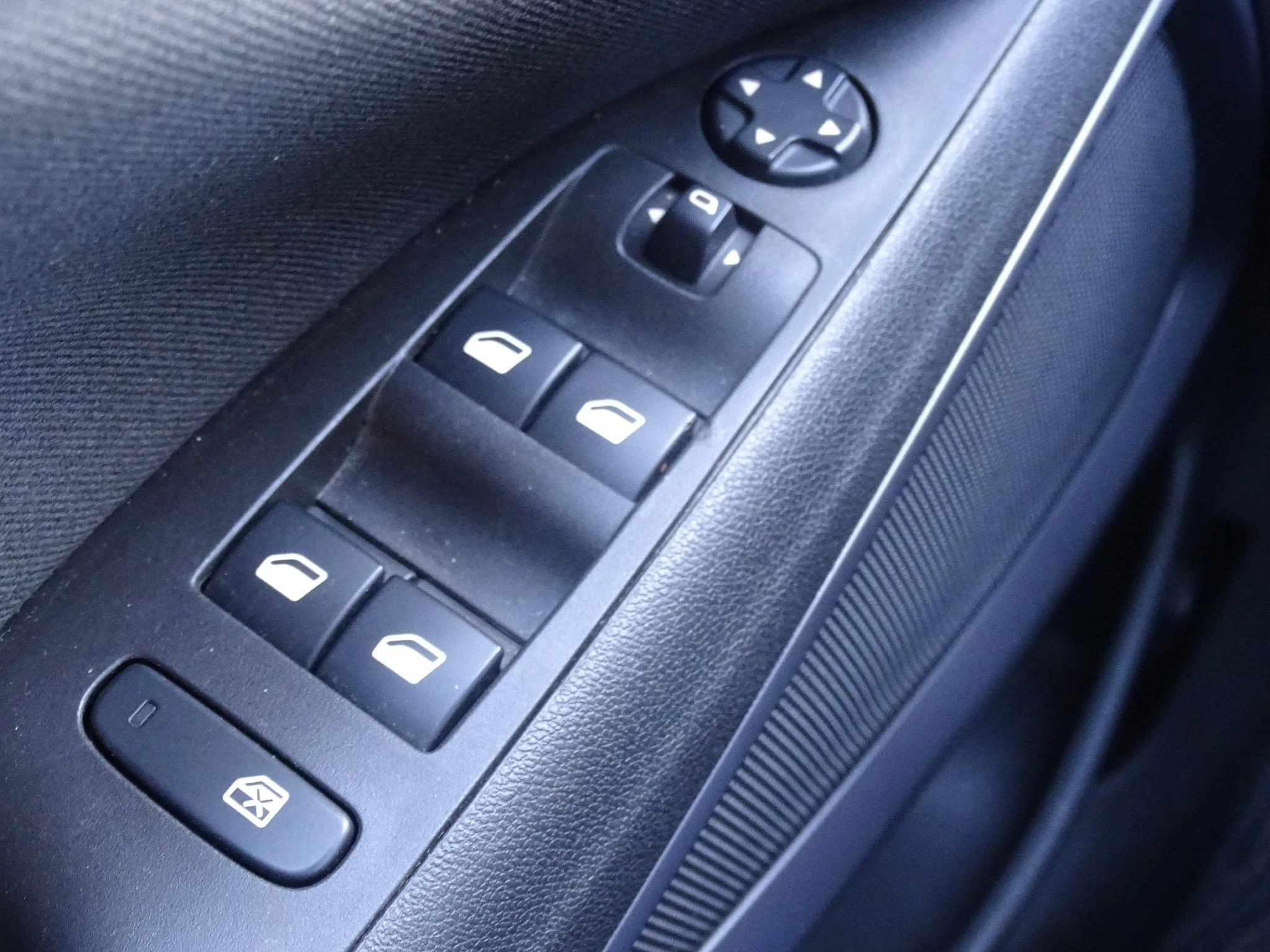 Opel Crossland X 1.2T Edition+apple carplay
