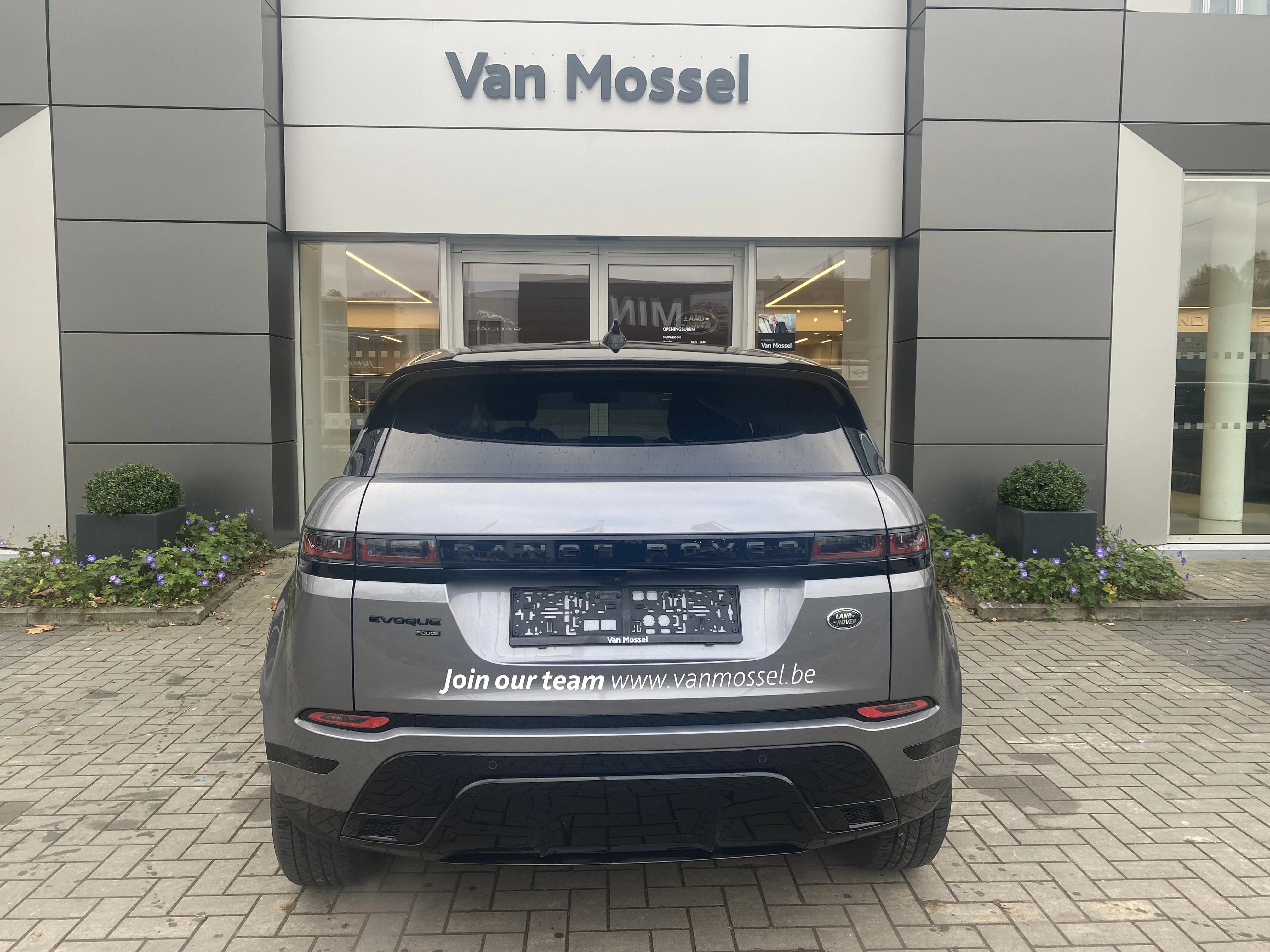 Land Rover Range Rover Evoque P300e R-Dynamic S AWD Auto.