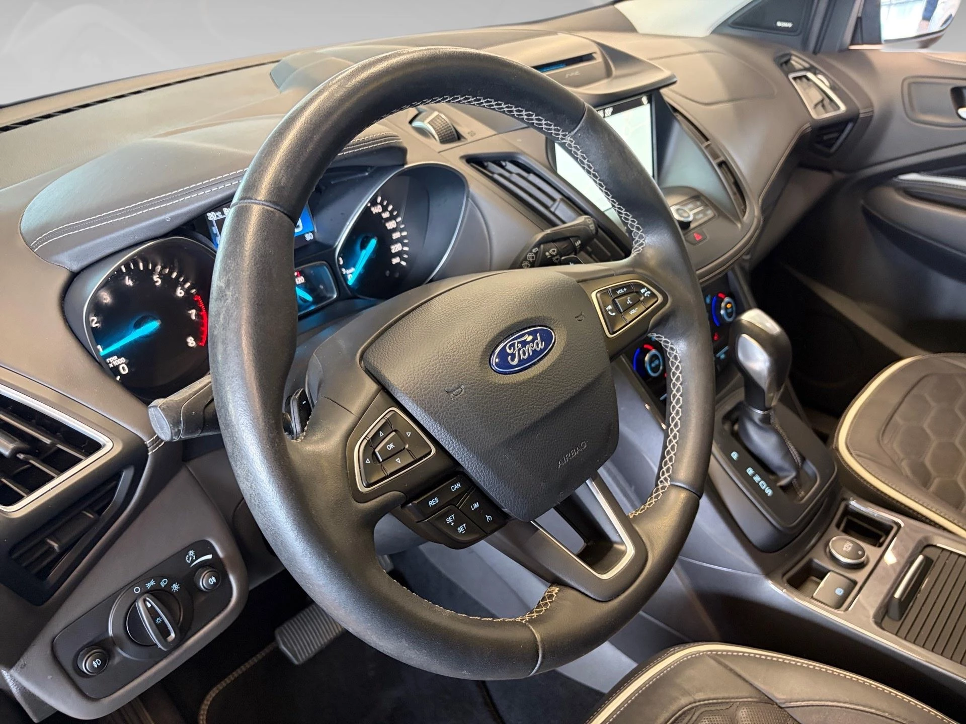Ford Kuga 1.5i EcoB. 4x4 134kW Aut. Vignale