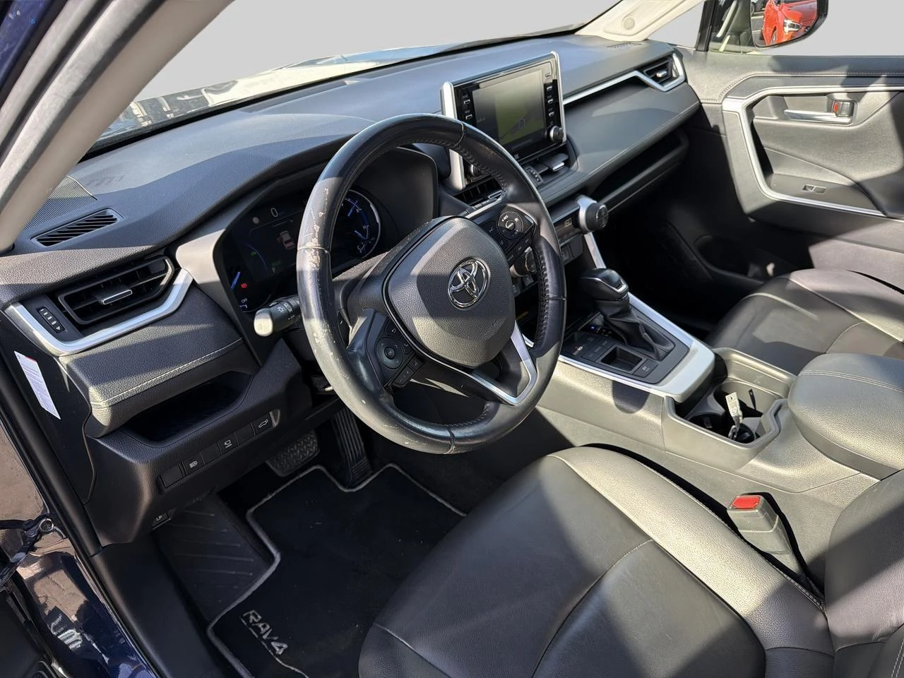 Toyota-RAV4-image-8