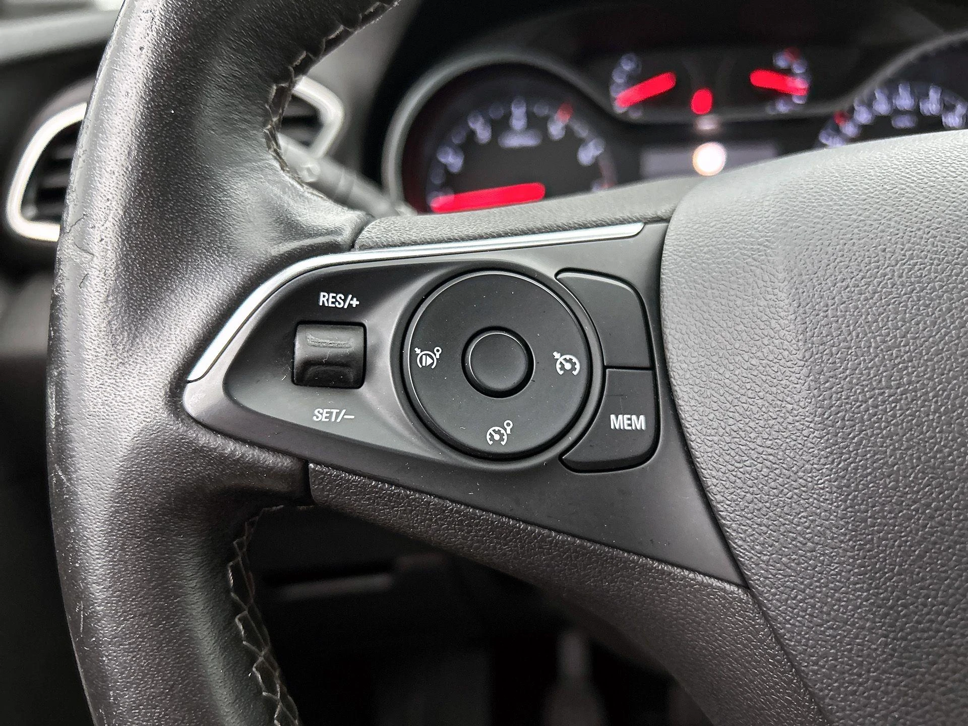 Opel Grandland X 1.2 Turbo Innovation
