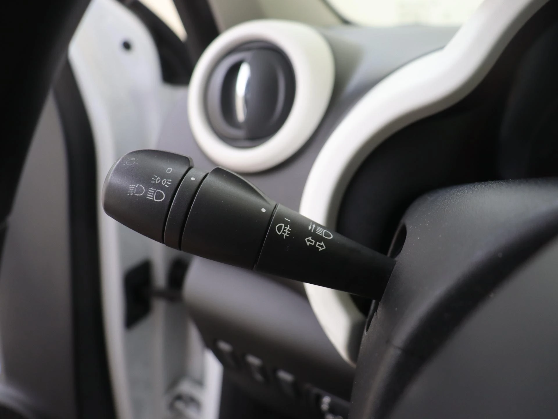Renault-Twingo-image-21