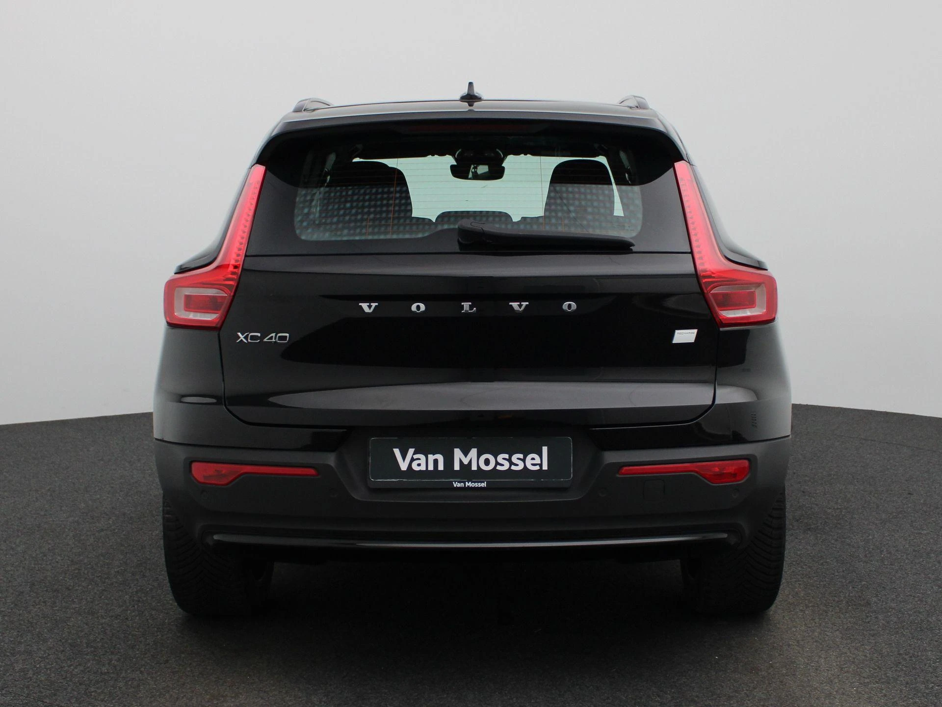Volvo-XC40-image-4