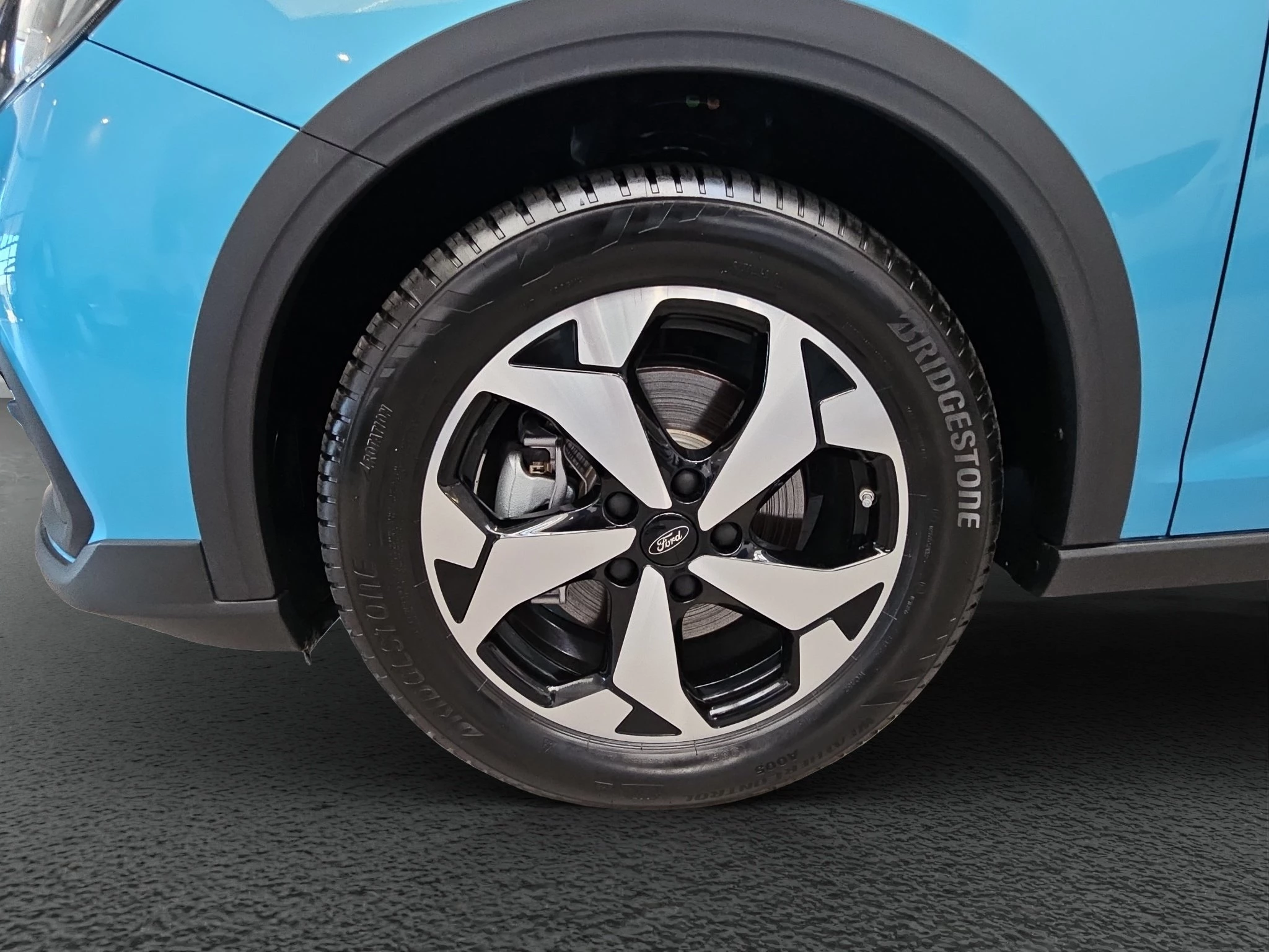 Ford Tourneo Connect L1 Active 2.0 EcoBlue 90kW Automatik Kompaktvan. 5-türig MJ2024.75
