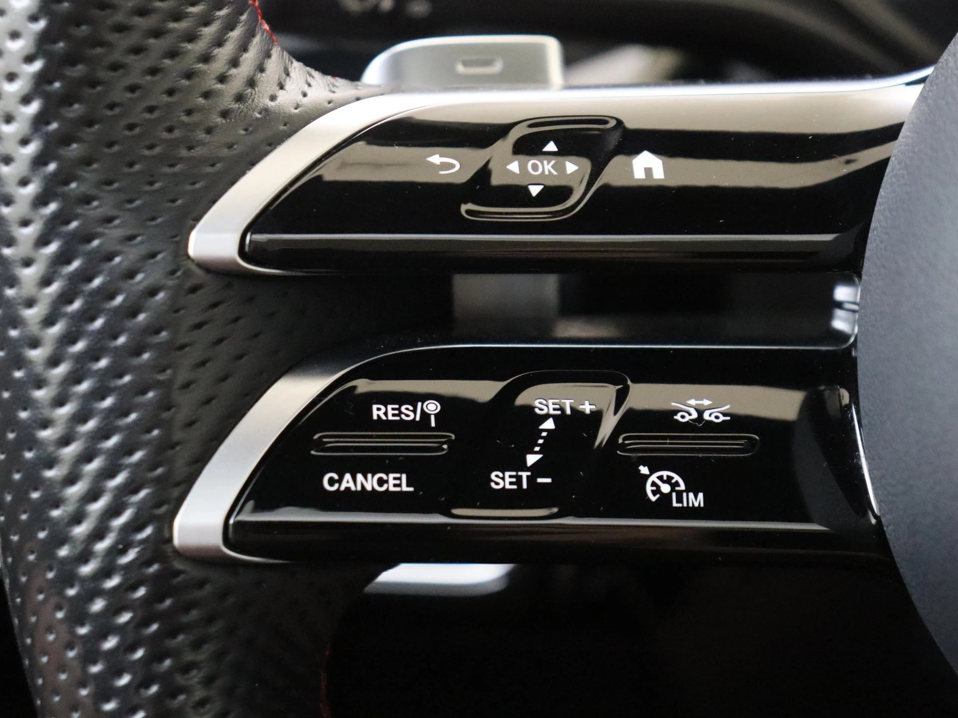 Mercedes-Benz CLA 250 e Star Edition AMG Line Plus