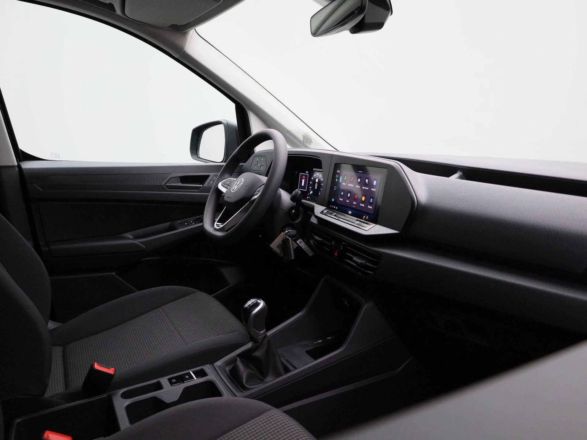 Volkswagen-Caddy-image-25