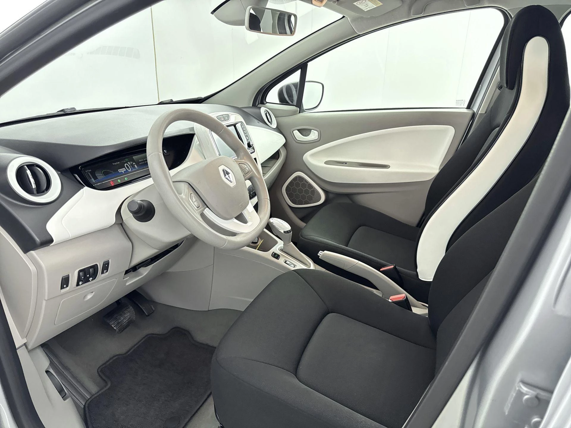 Renault-ZOE-image-9