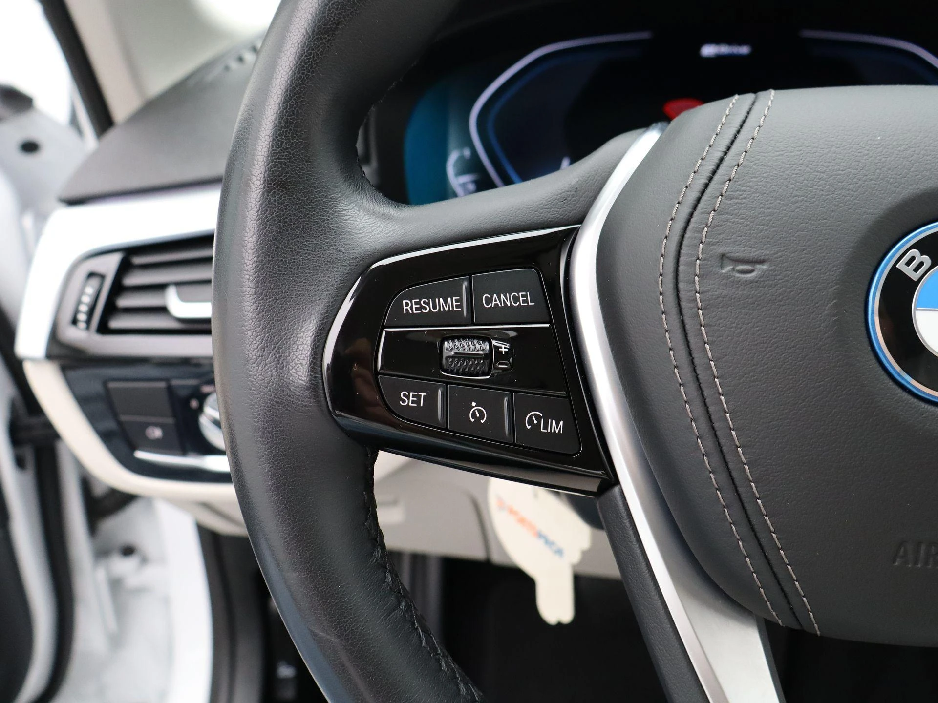 BMW-5 Serie-image-18