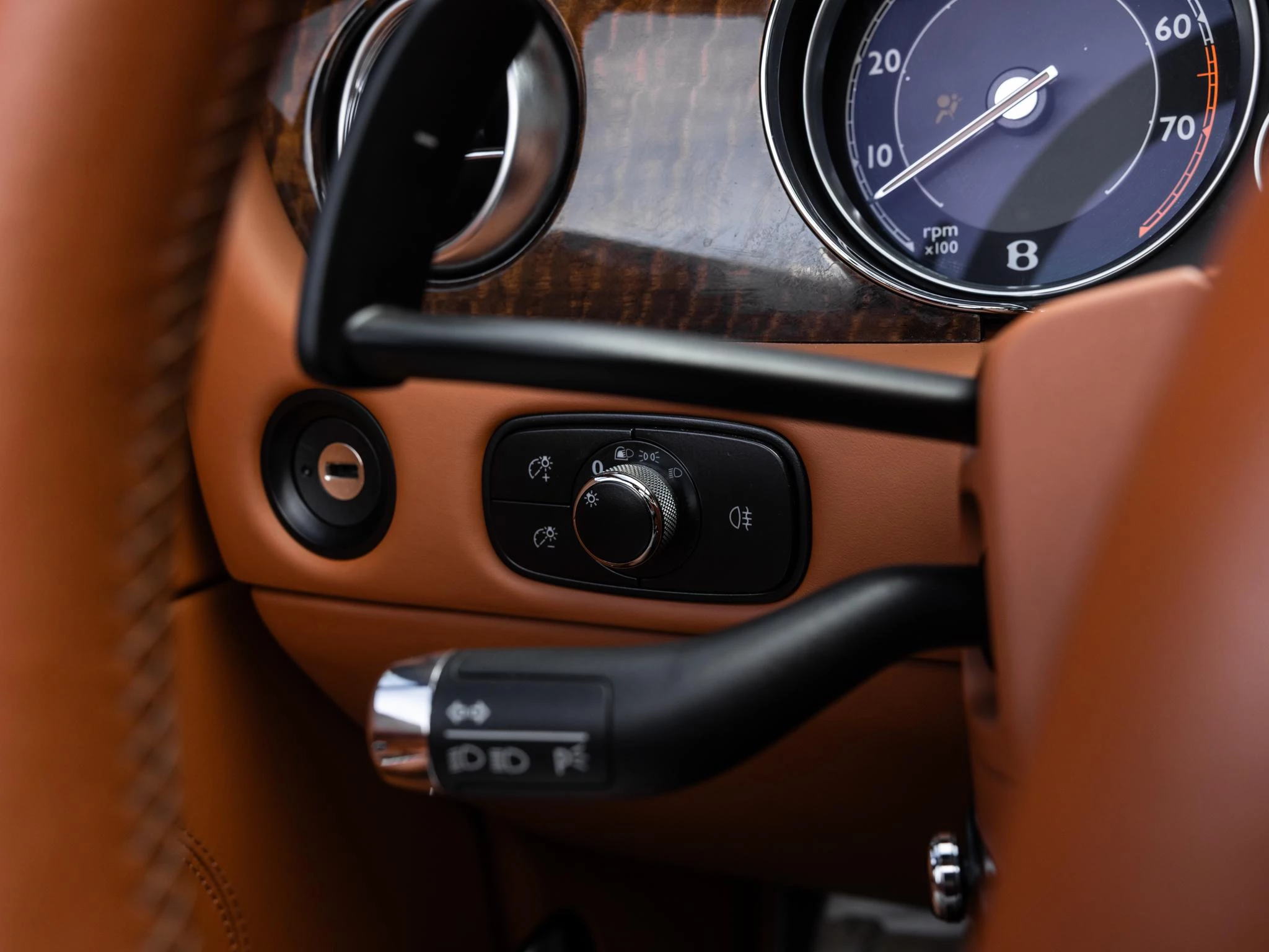 Bentley-Continental GT-image-27