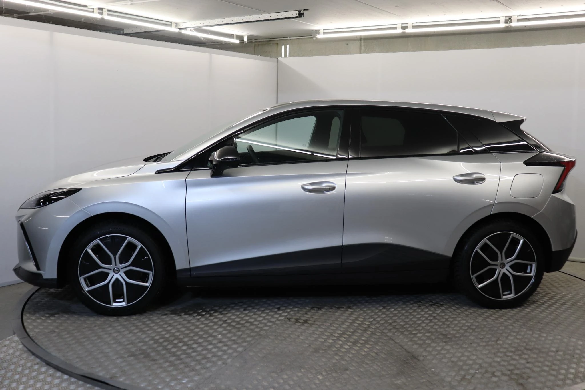 MG MG4 64 kWh Luxury