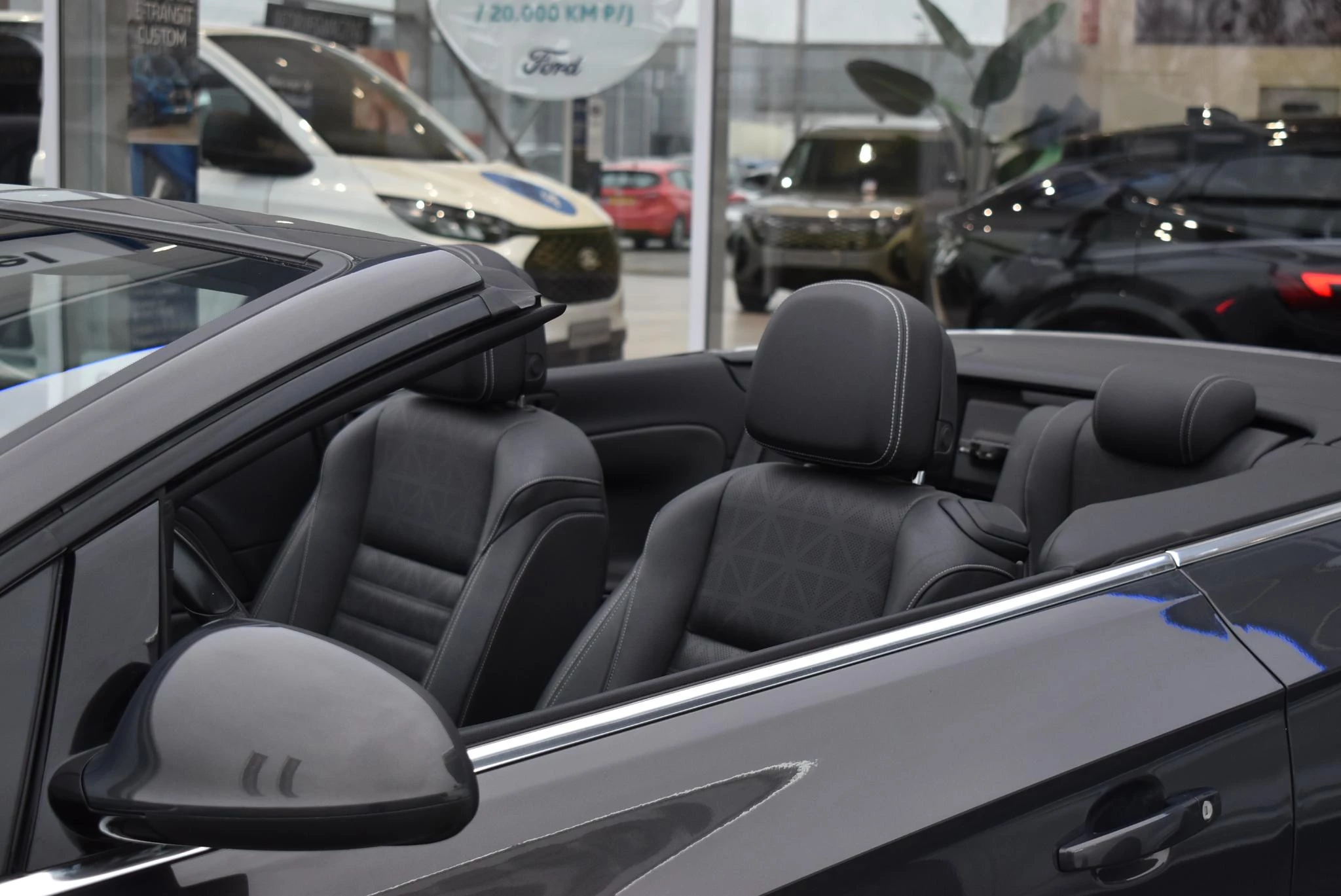 Opel-Cascada-image-31