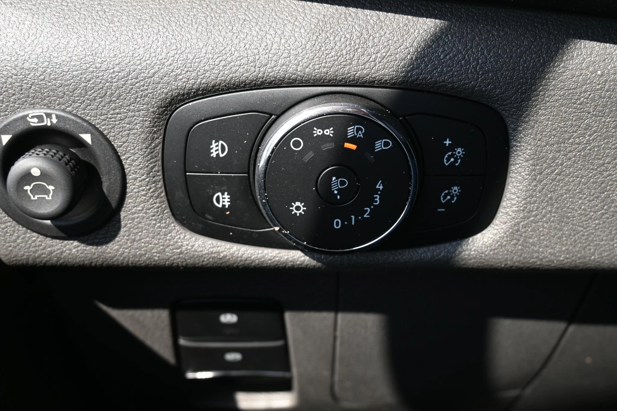 Ford-Transit-image-8