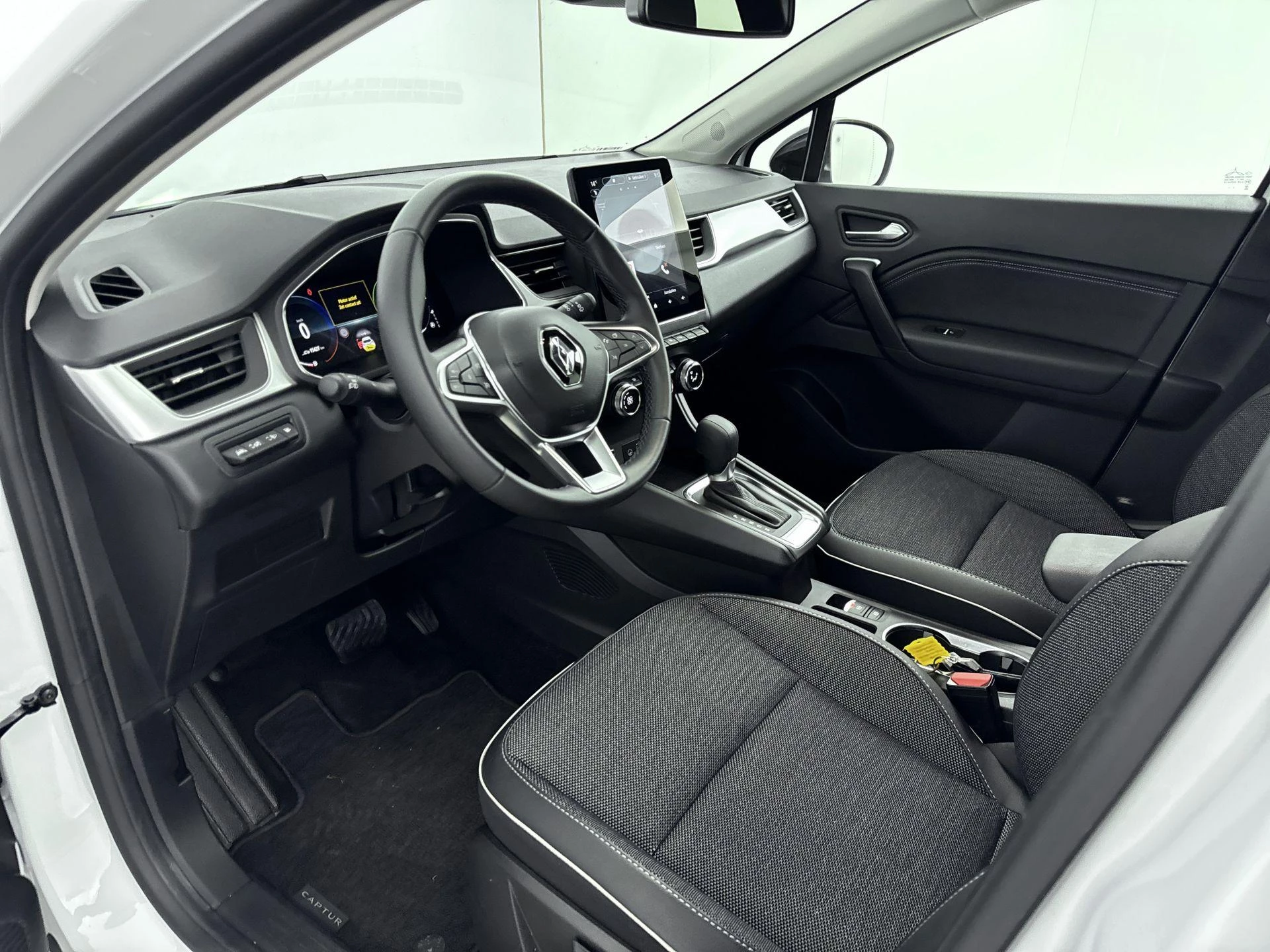 Renault-Captur-image-15