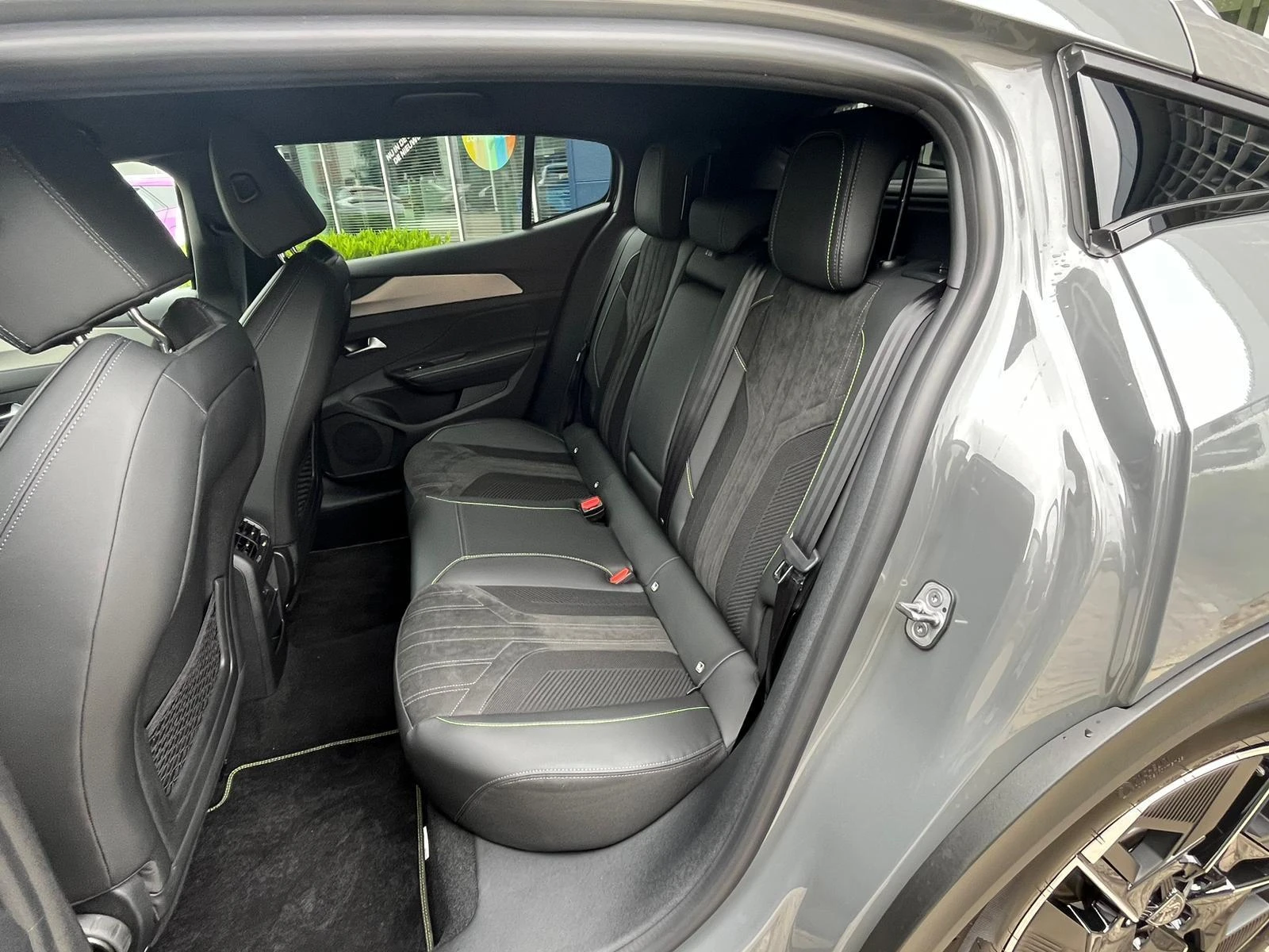 Peugeot-408-image-10