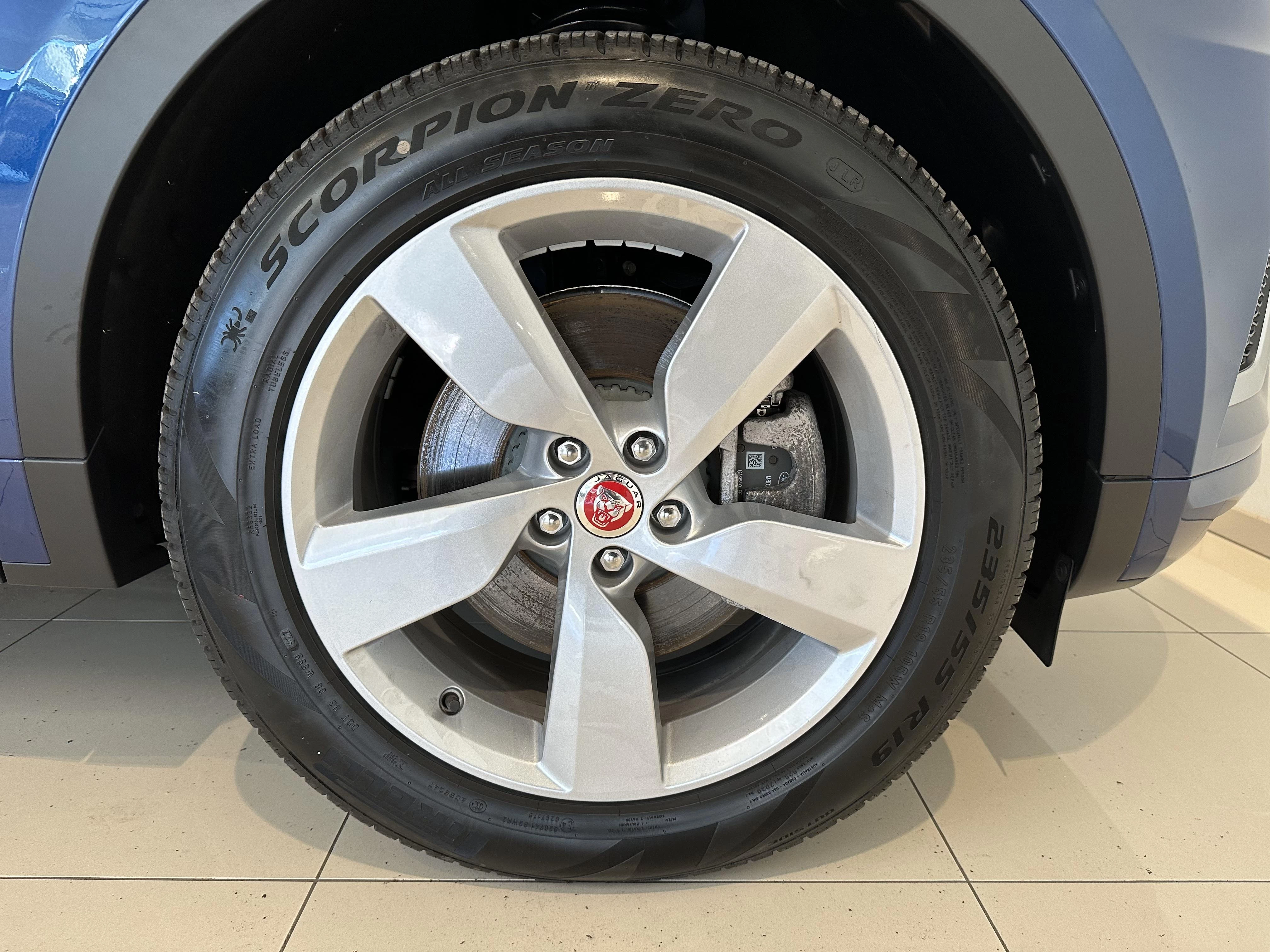 Jaguar-E-PACE-image-8