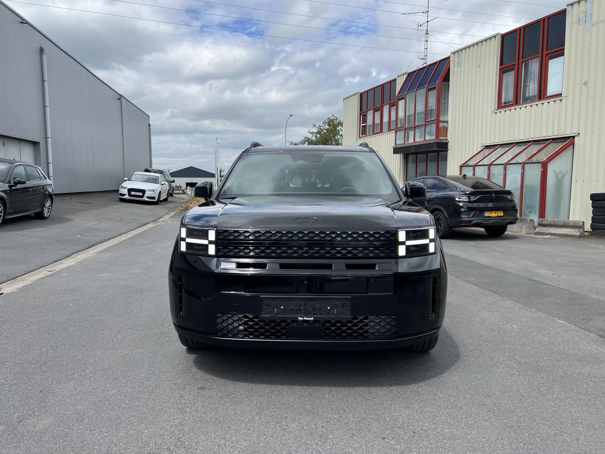 Hyundai Santa Fe 1.6 T-GDi Hybrid 4x4 Calligraphy Aut.