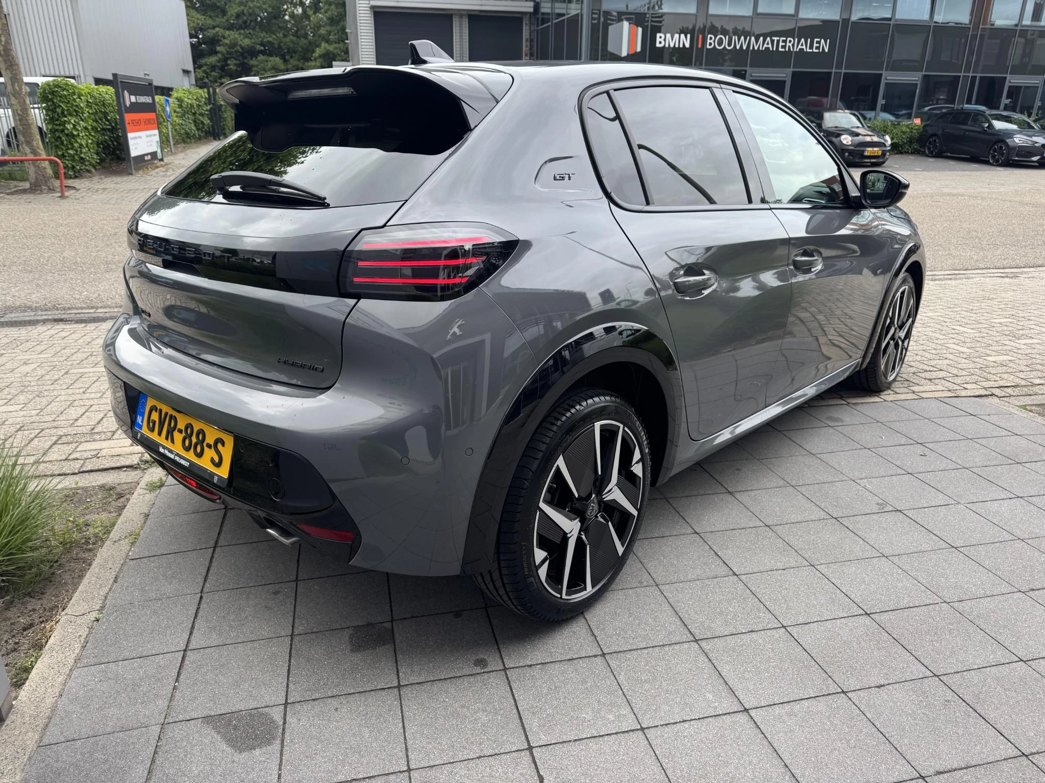 Peugeot 208 1.2 Hybrid 100 e-DCS6 GT