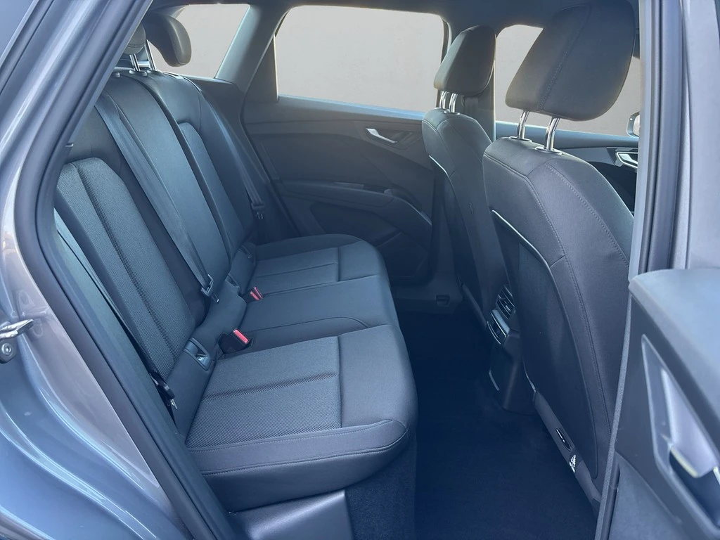 Audi-Q4 e-tron-image-12