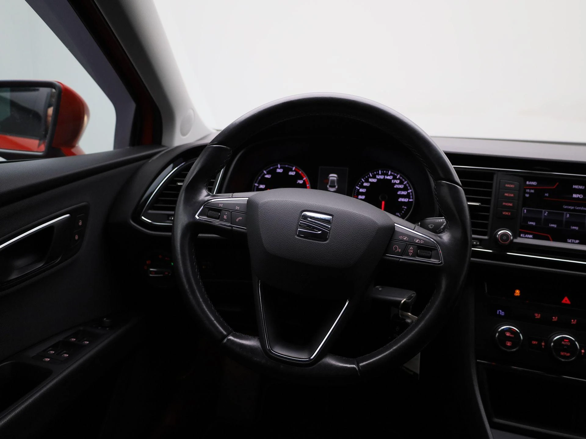 SEAT-Leon-image-6