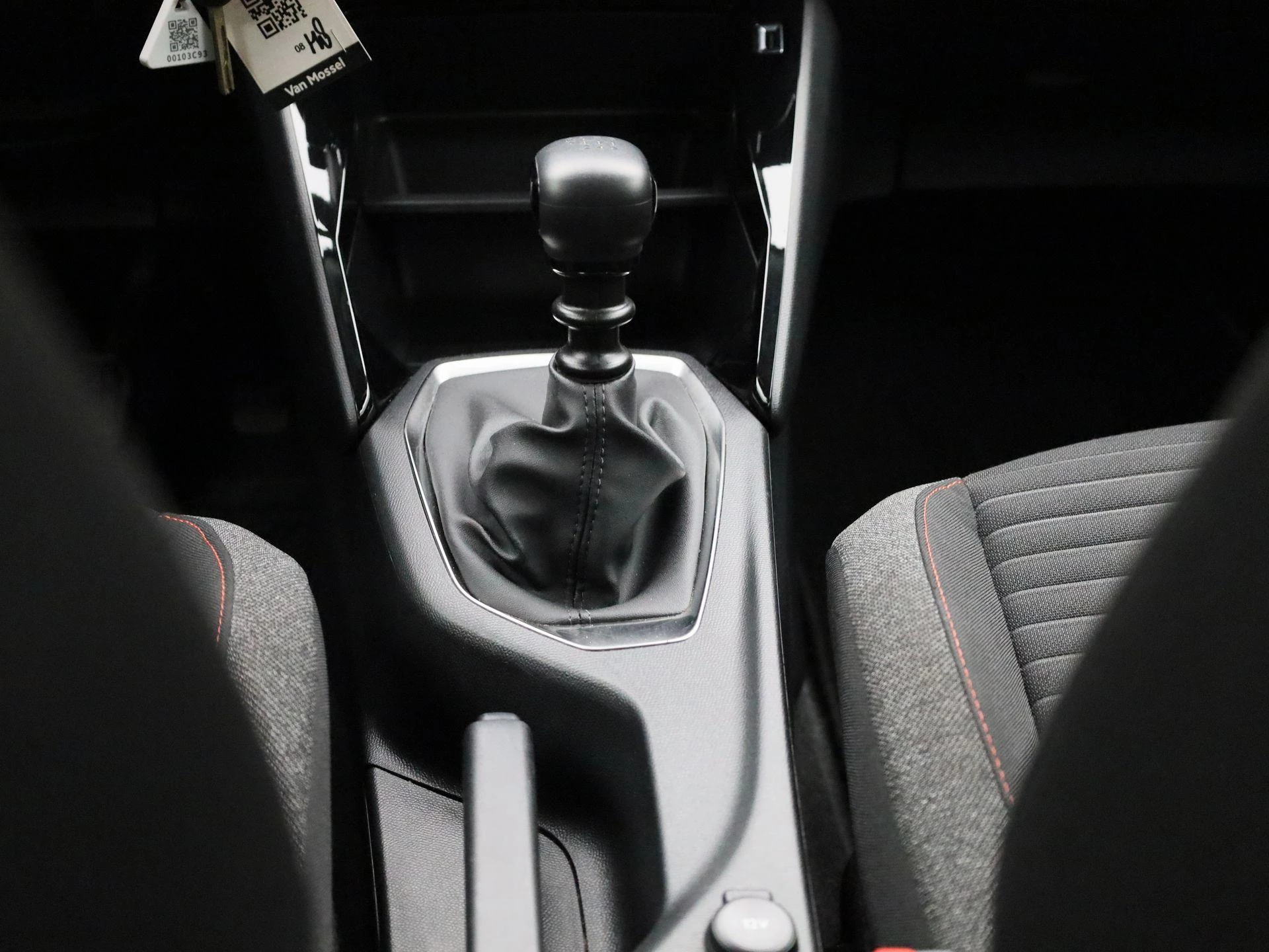 Peugeot-2008-image-9