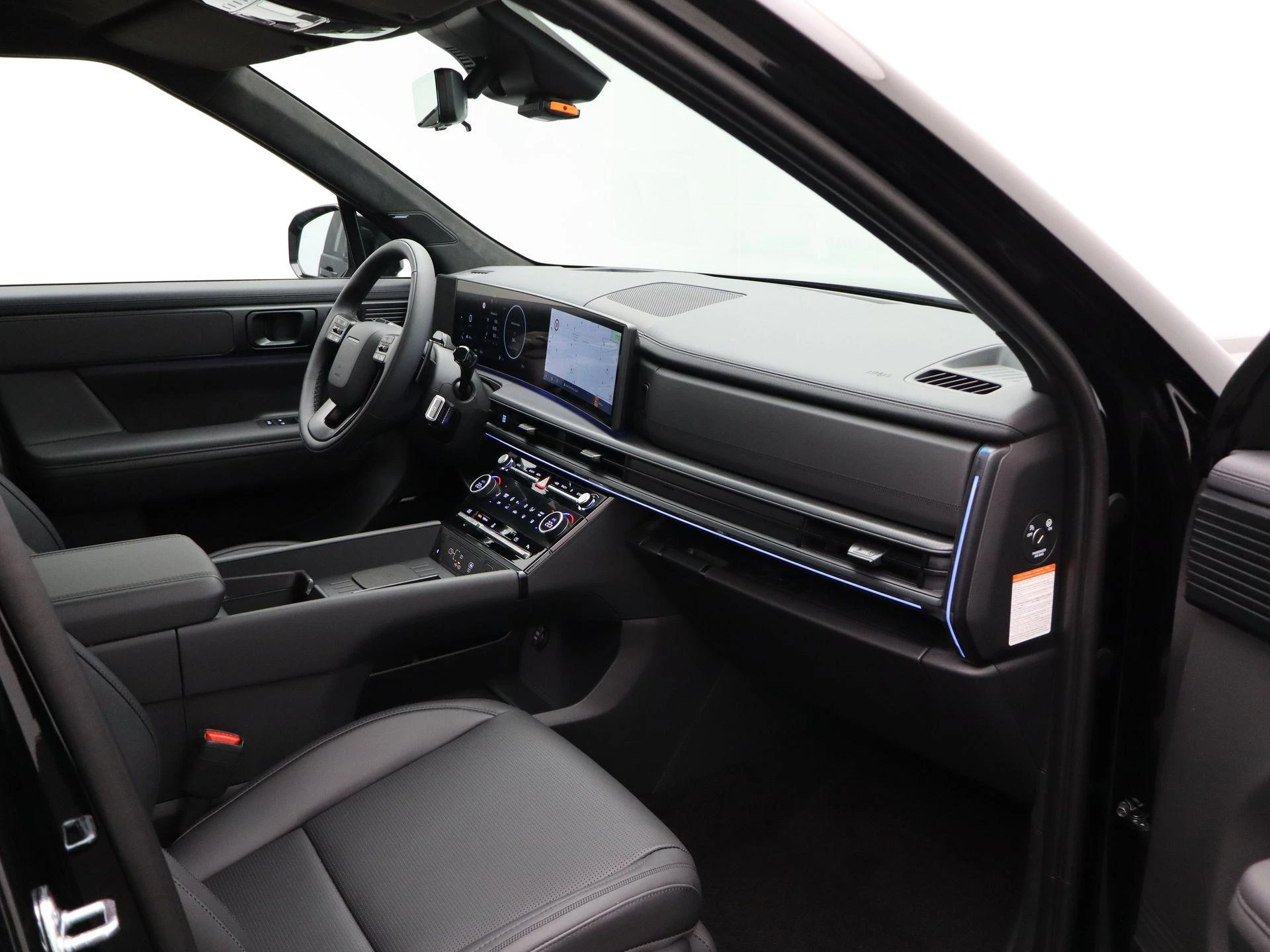 Hyundai-Santa Fe-image-35