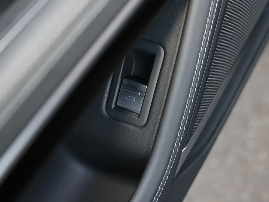 Audi S8 4.0 TFSI quattro triptronic