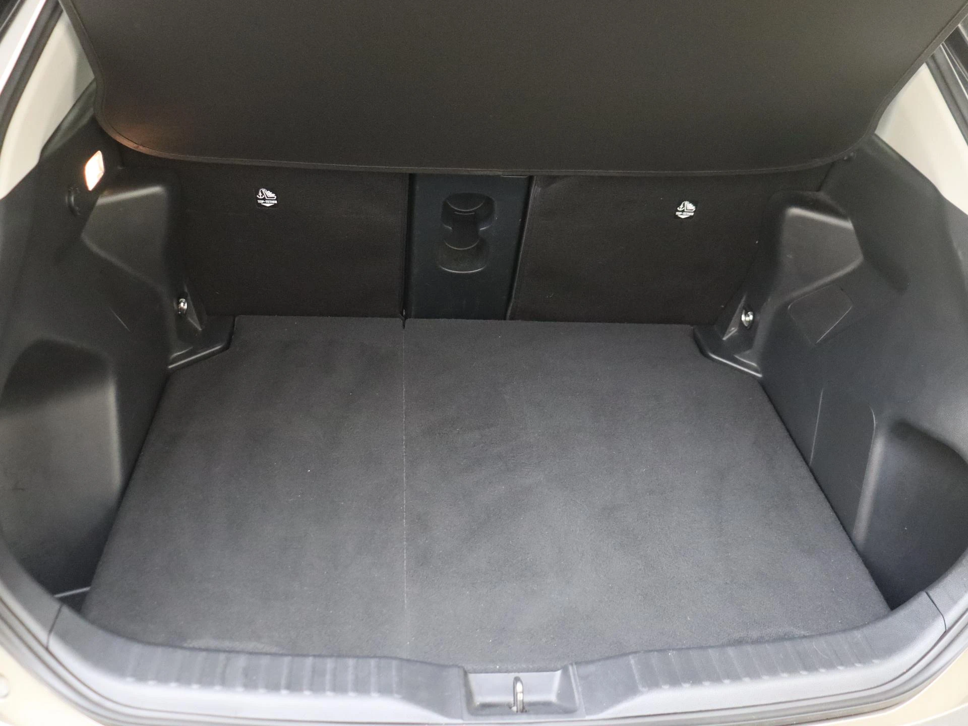 Toyota-Yaris Cross-image-25