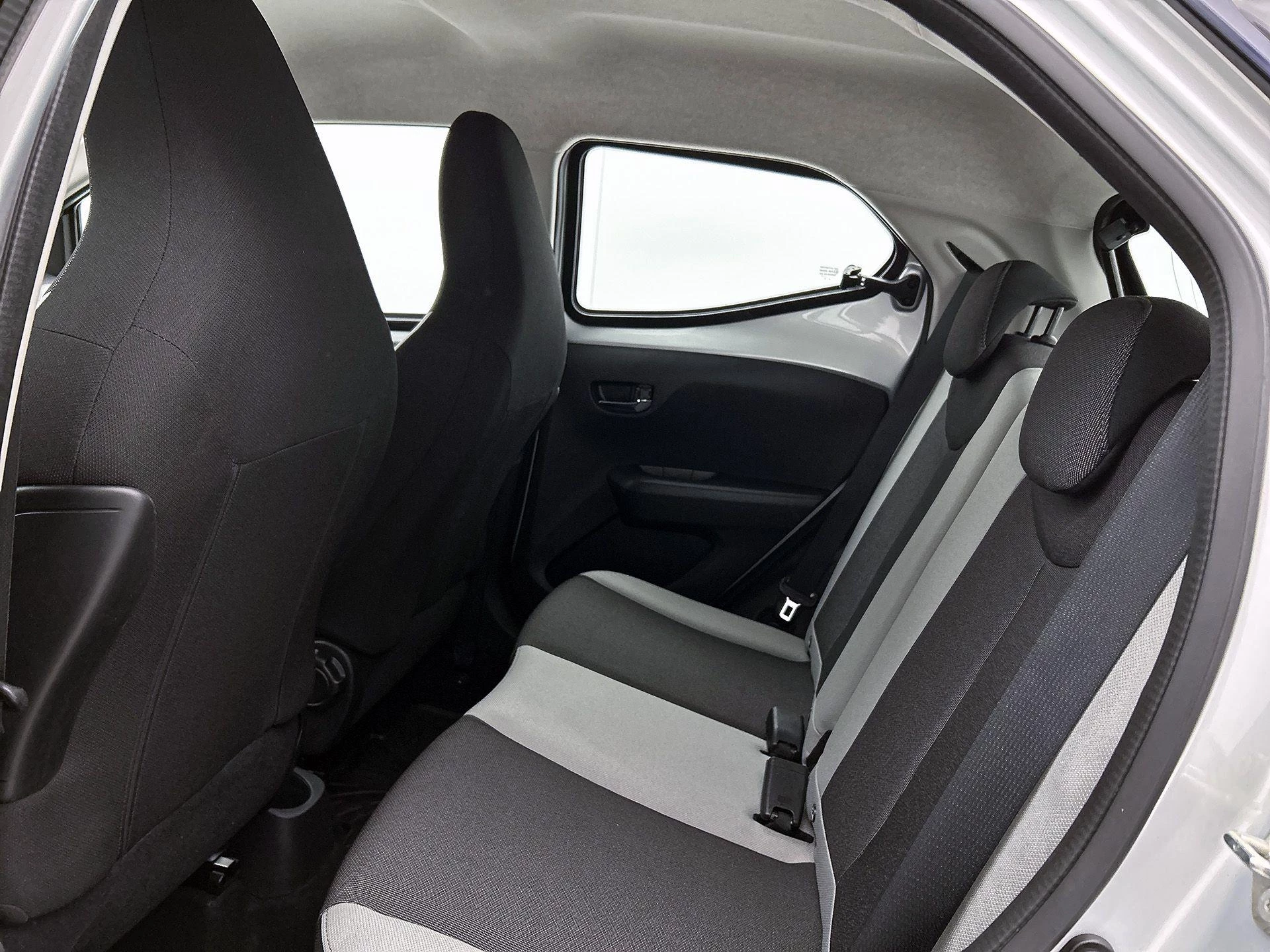 Toyota Aygo 1.0 VVT-i x-play
