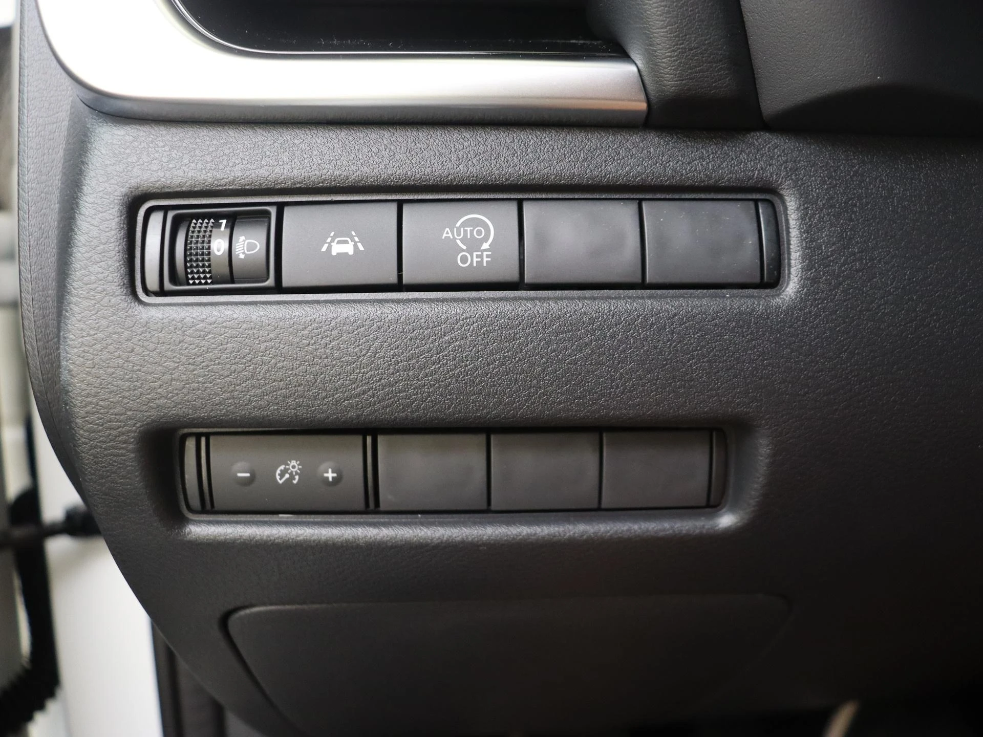 Nissan-QASHQAI-image-25