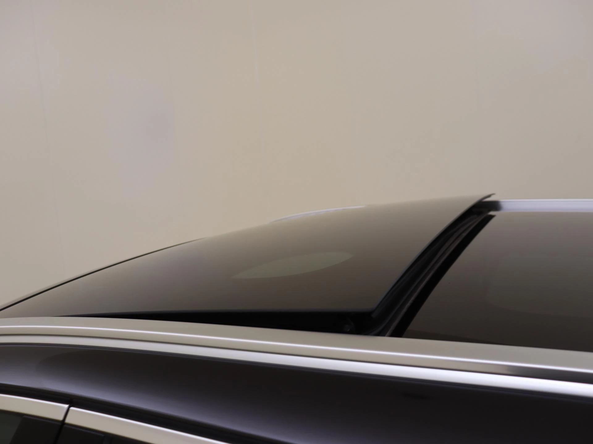 Mercedes-Benz-E-Klasse-image-31