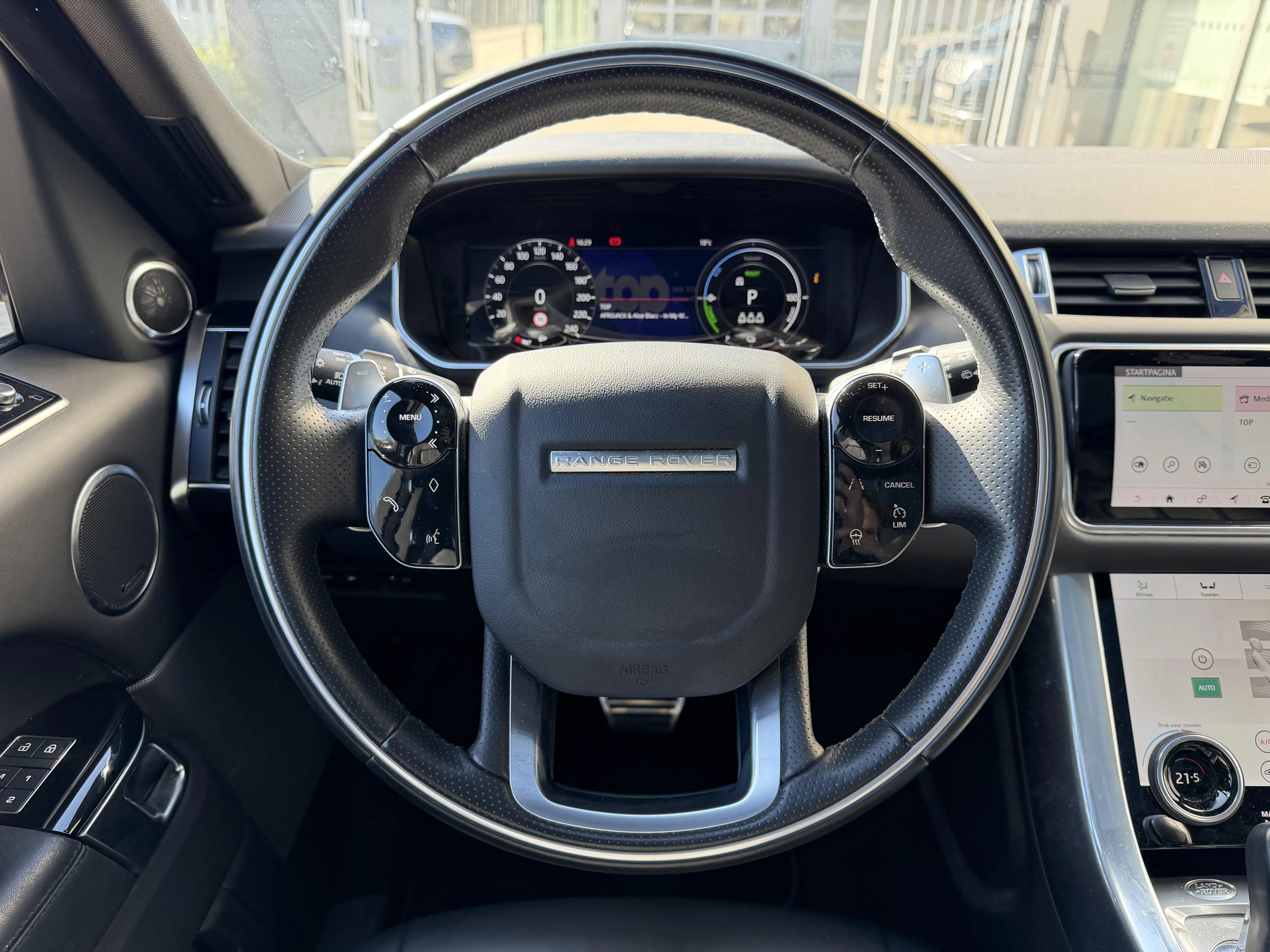 Land Rover Range Rover Sport P400e HSE Dynamic