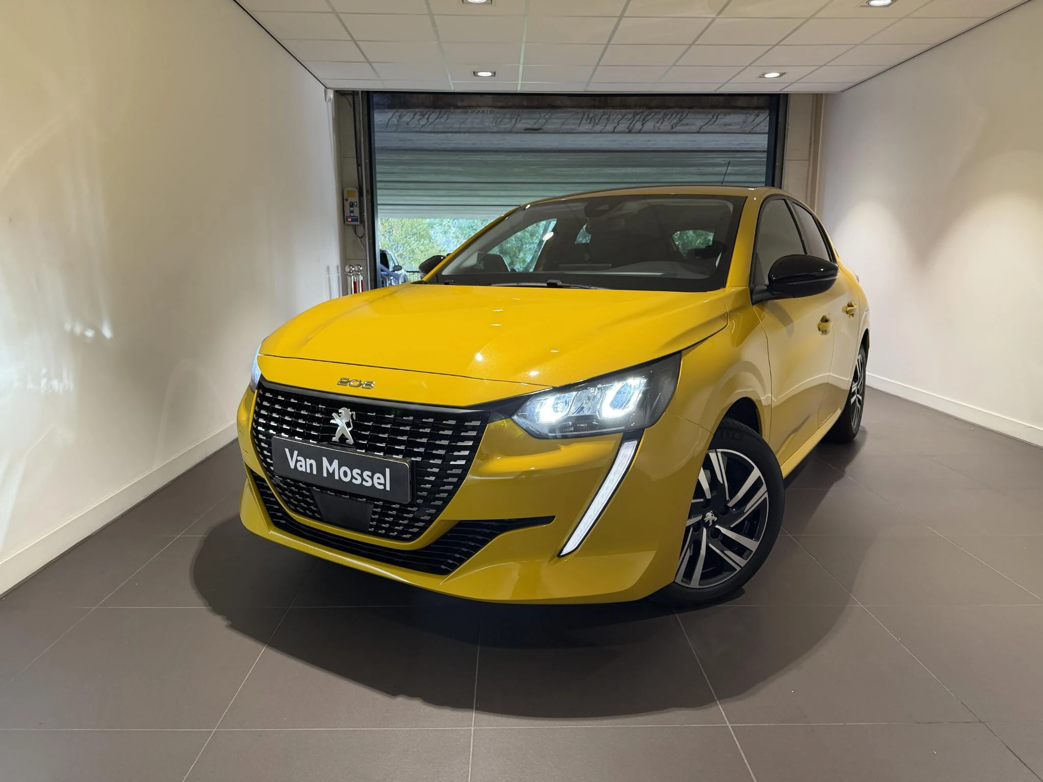 Peugeot-208-image-24