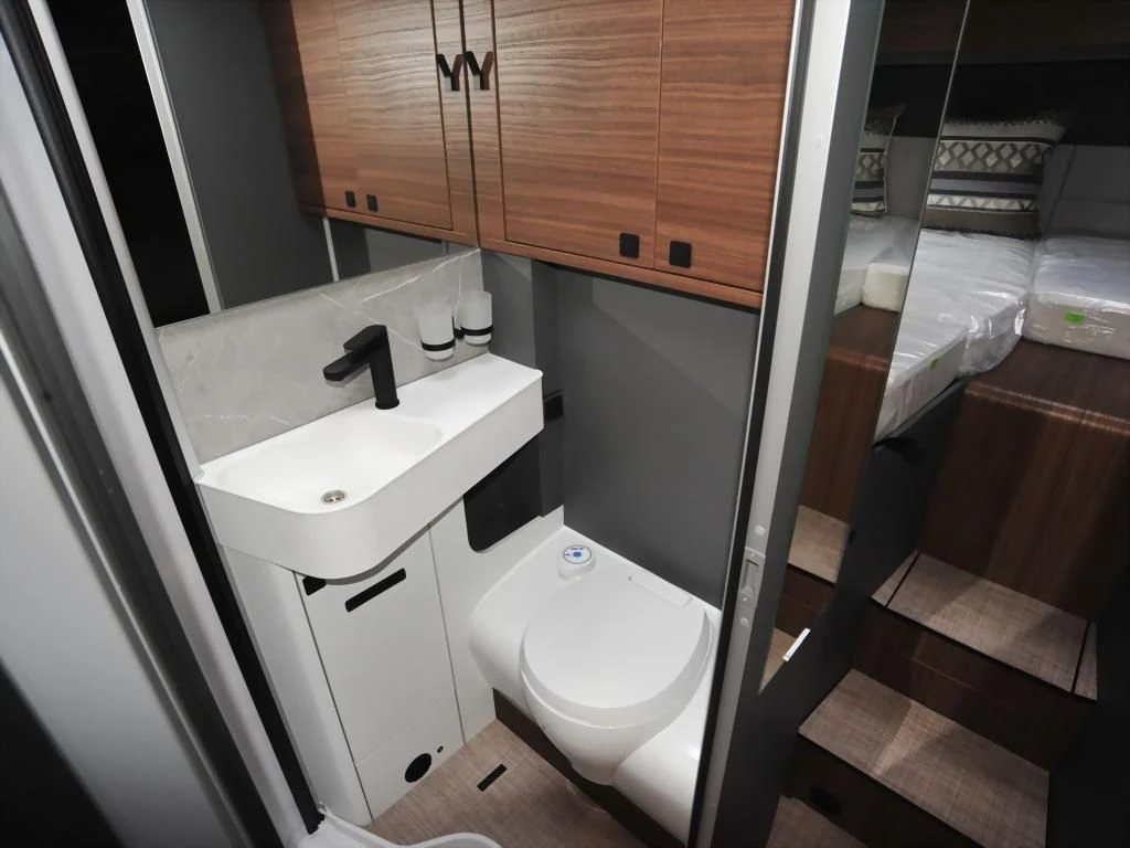 Hymer--image-22