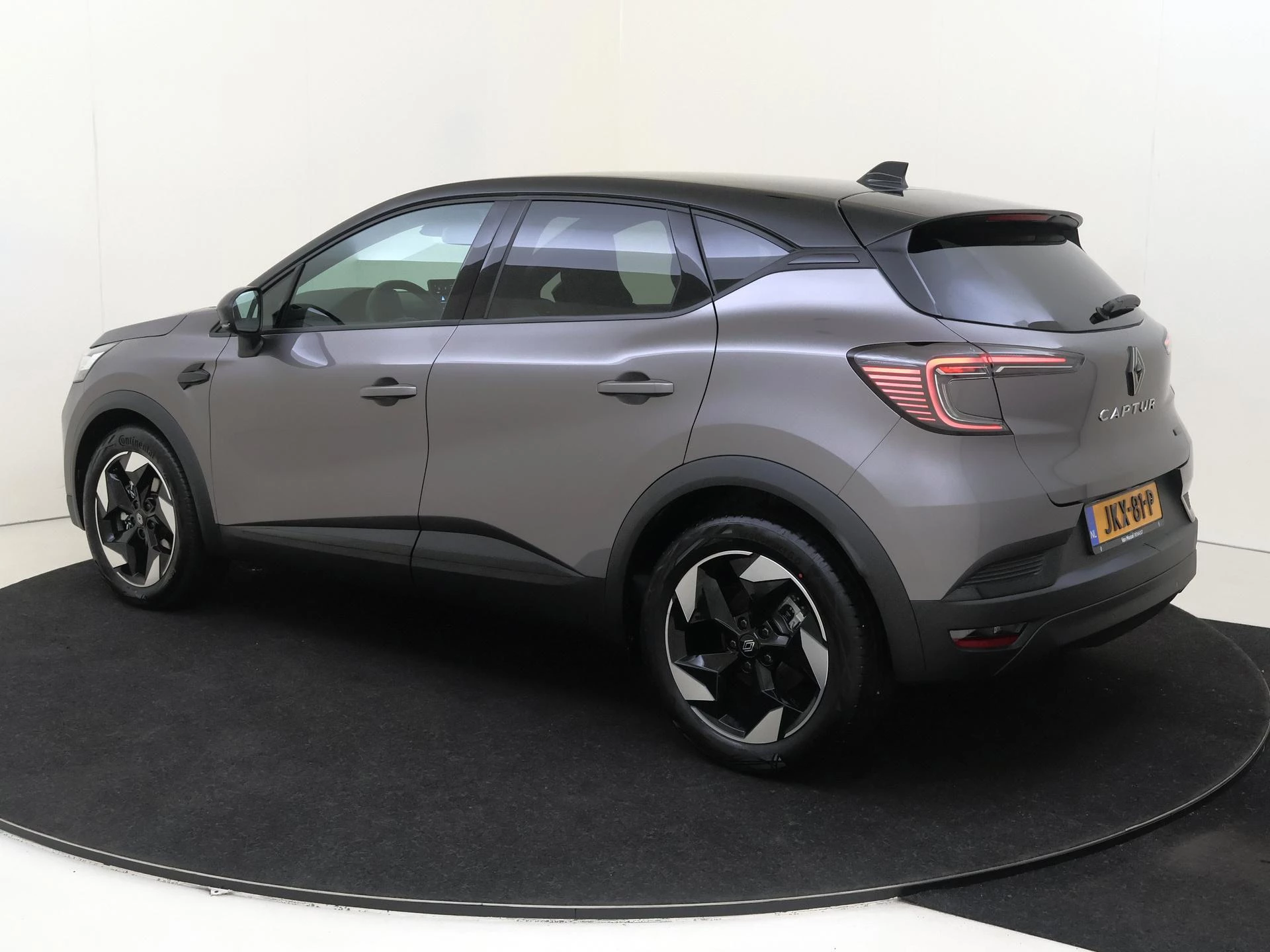 Renault-Captur-image-2
