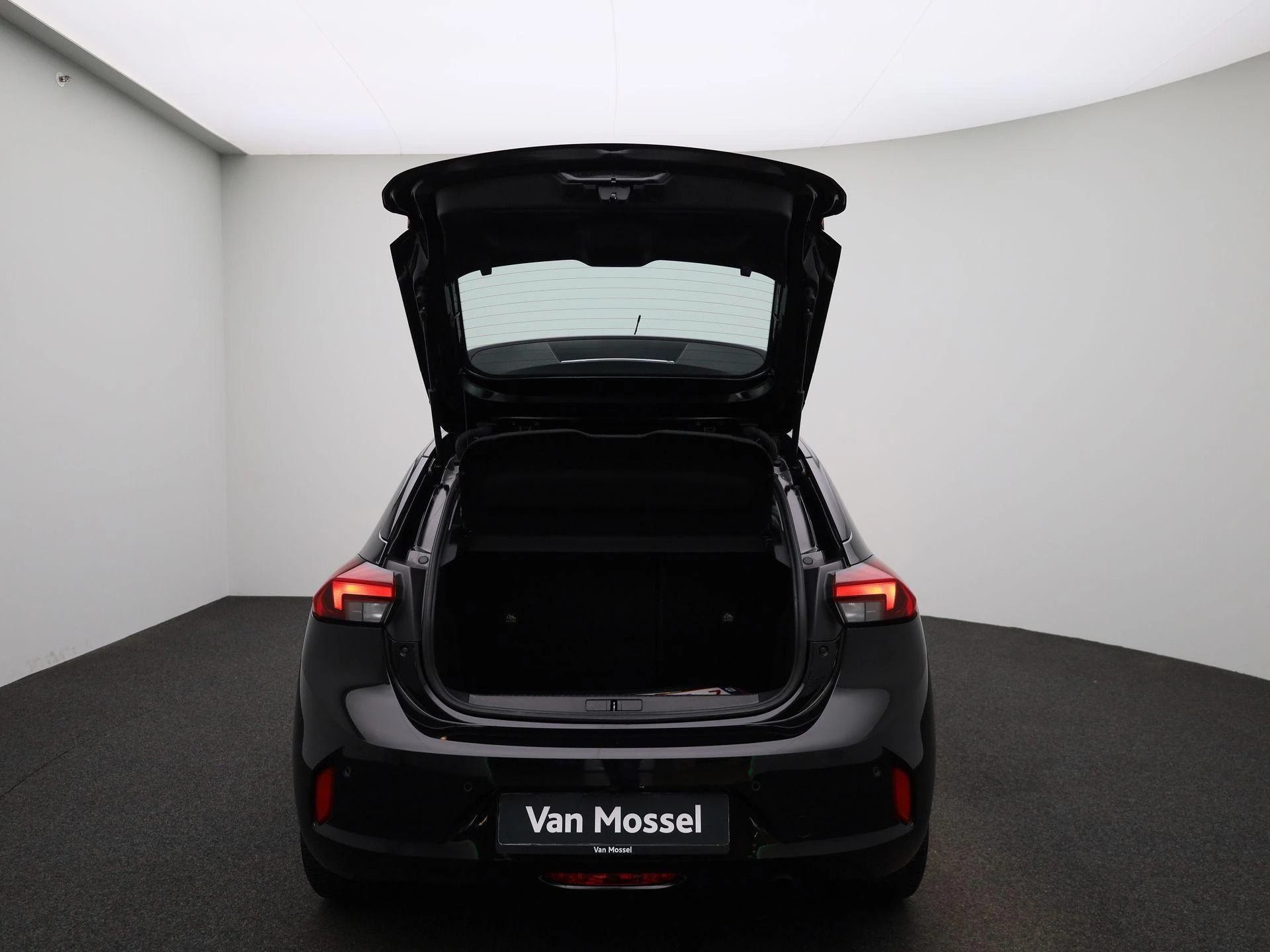 Opel-Corsa-image-10